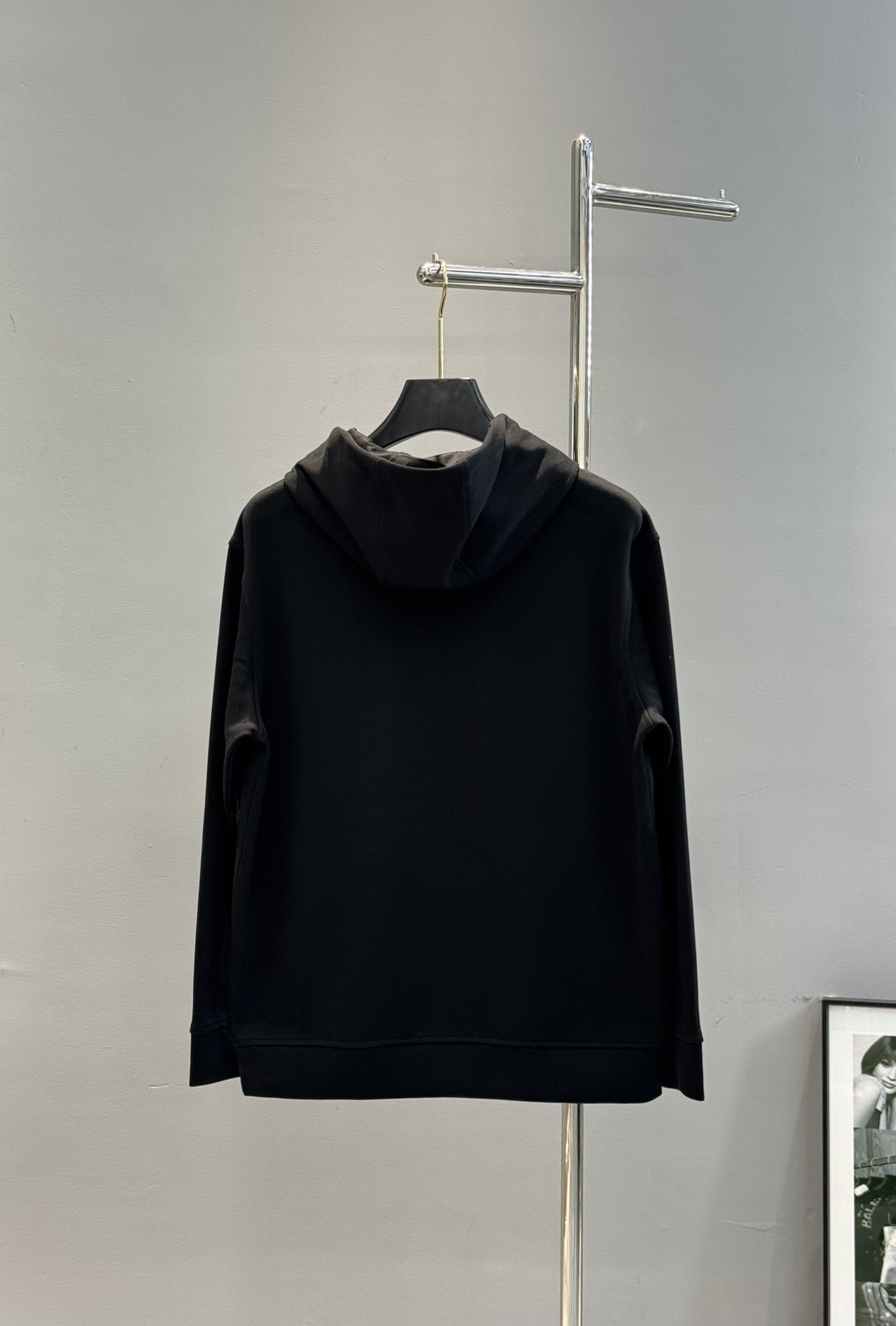 Z Zegna杰尼亚新款连帽卫衣.胸口品牌的解构风字母发泡🧼立体烫画工艺.甄选天丝面料柔软舒适.采用立体