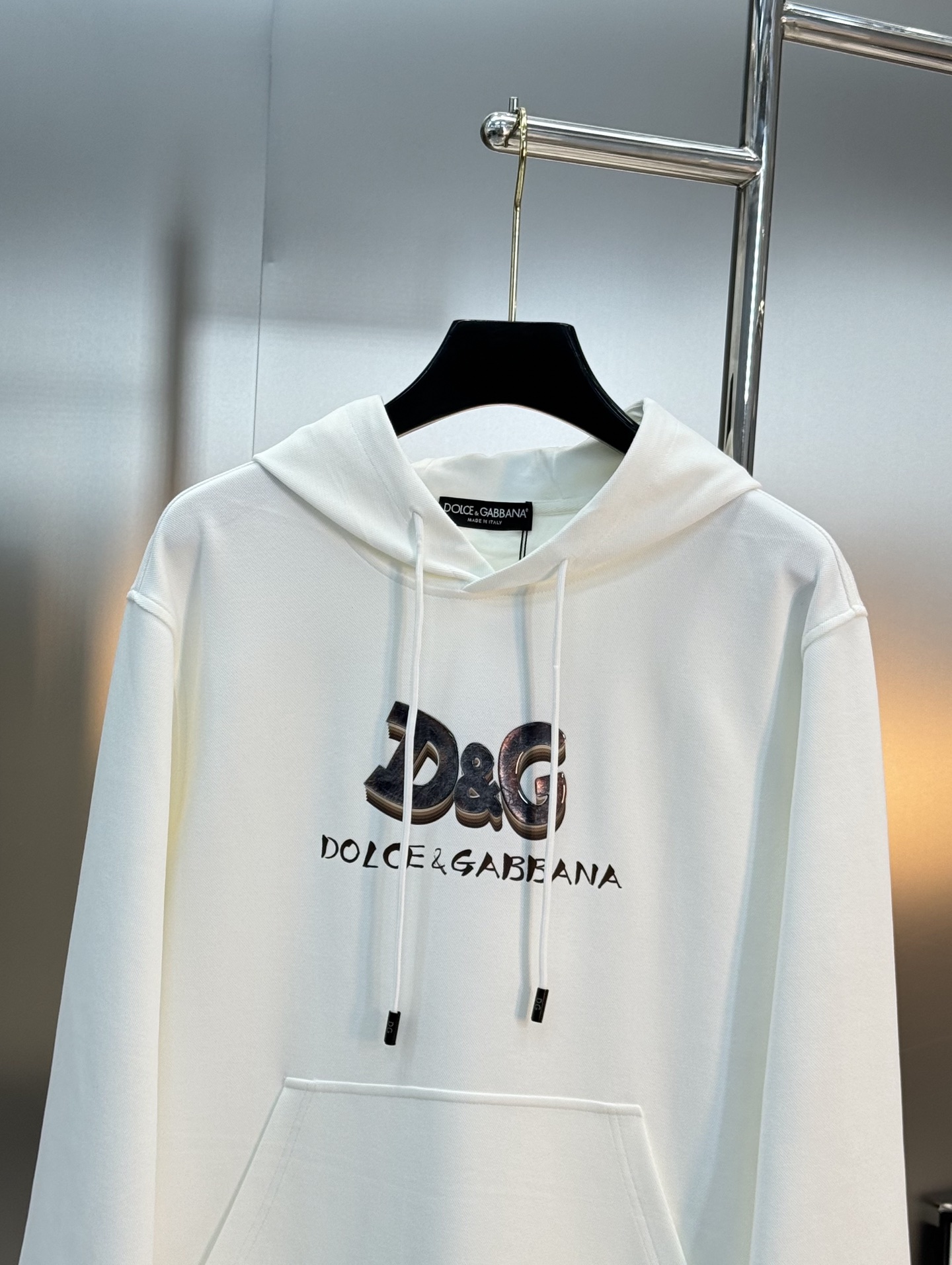 D&G*杜嘉-班纳新款天丝连帽卫衣.男女同款！新品推荐.高端品牌字母图形高温烫画.精致细腻，品牌字母图形