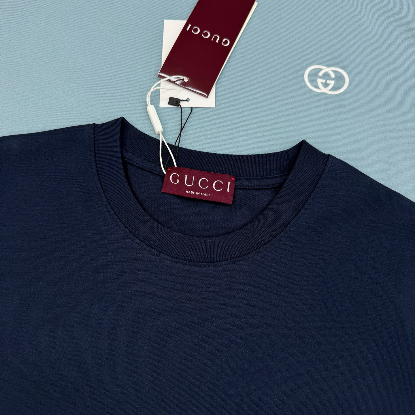 。🌾 GUCCI26s新品刺绣短袖T恤，男女同款❤️采用高品质纯棉，柔软亲肤又透气，夏天穿超舒服!圆领设