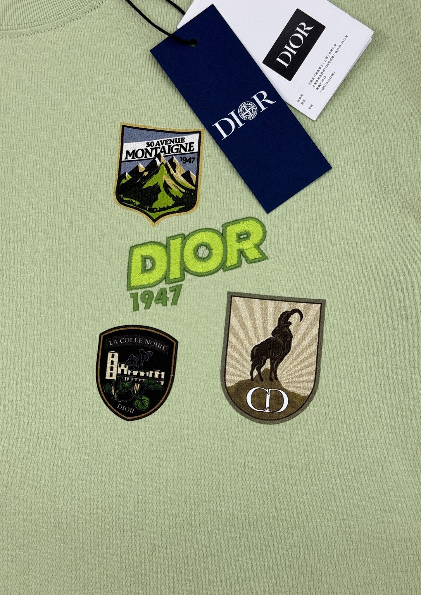 。🌾 Dior26s新品刺绣🪡T恤，小红书同步！男女同款❤️高克重纯棉材质，穿着舒适透气，日常出街超适合