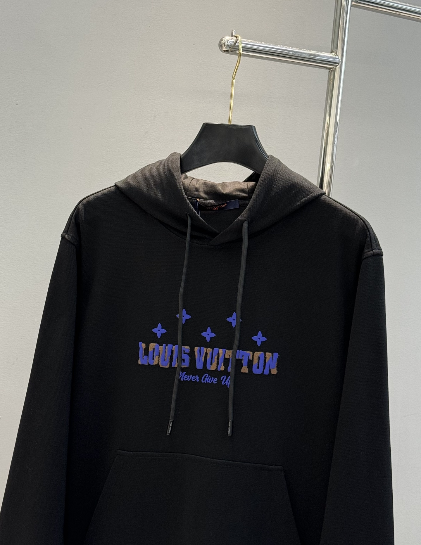 驴牌*新款星空连帽卫衣，渐变星空老花标识Logo，超有辨识度!高温烫画双层立体工艺.高品质天丝棉面料.柔