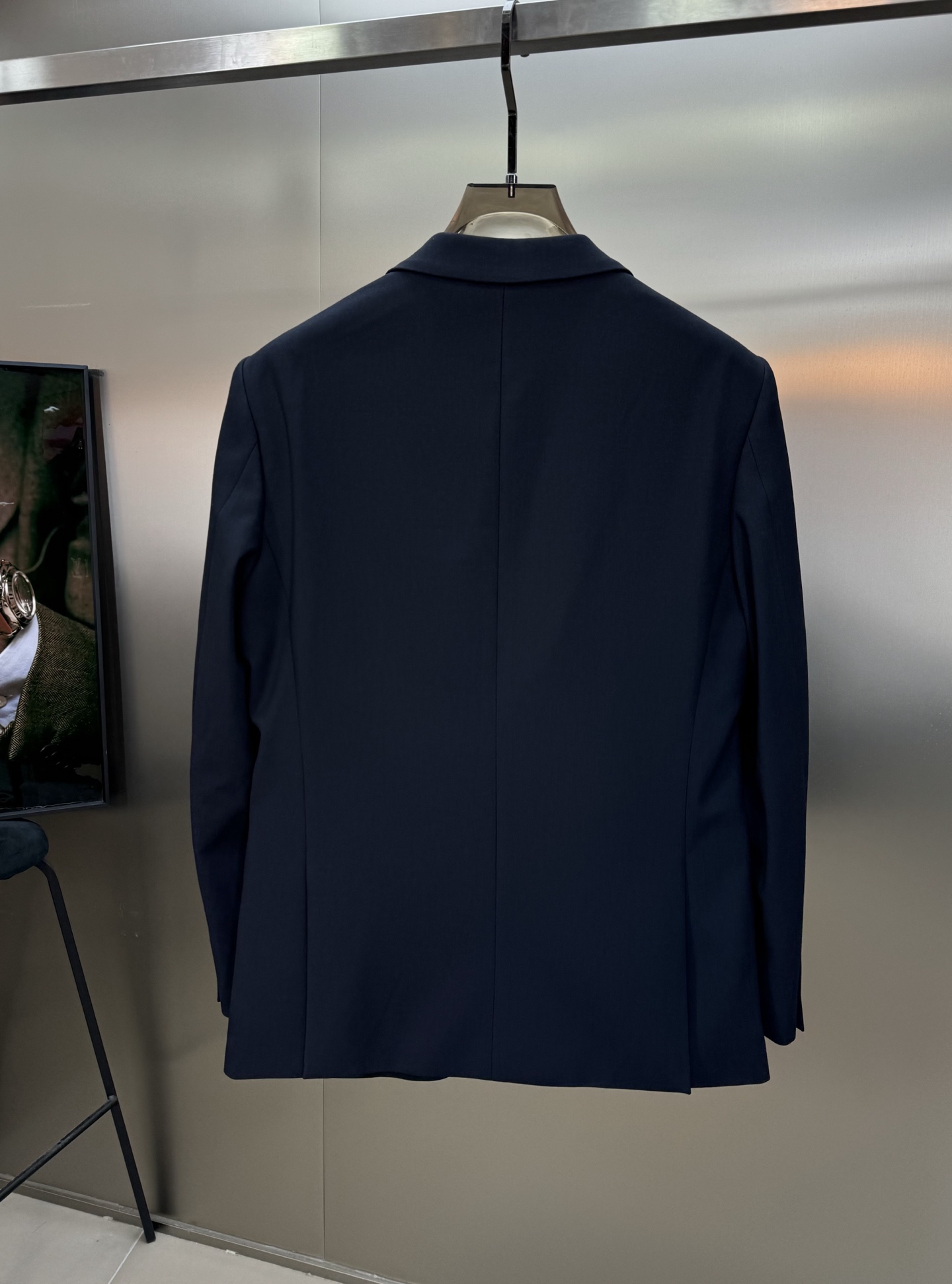 驴牌*路易威登25s新款男士商务套西！超高端顶尖一线成衣手工系列，西装领域里的佼佼者，世界公认的顶级面料