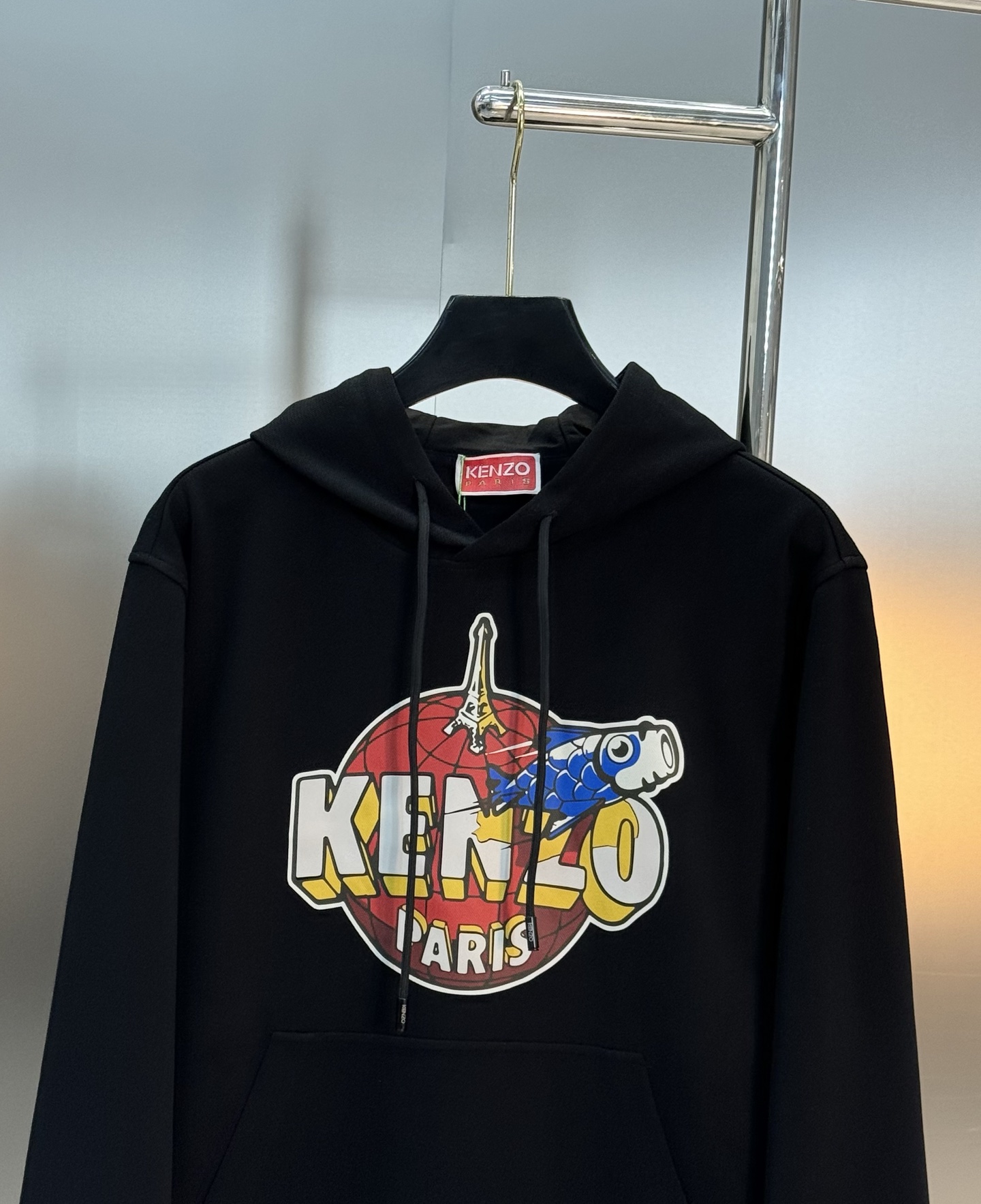 Kenzo新款连帽卫衣，重磅天丝棉质面料，柔软又保暖，秋冬穿超合适!正面彩色Logo+“PARIS”字样