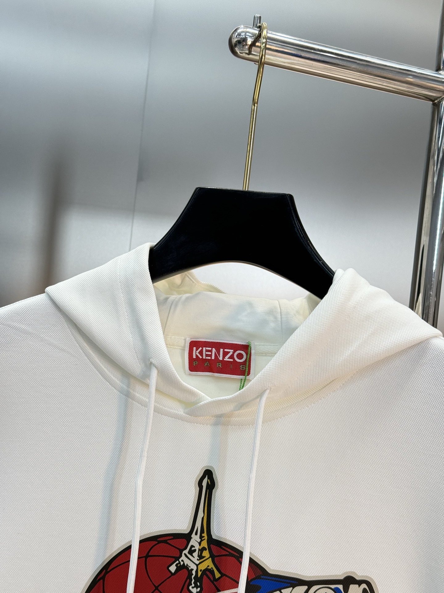 Kenzo新款连帽卫衣，重磅天丝棉质面料，柔软又保暖，秋冬穿超合适!正面彩色Logo+“PARIS”字样