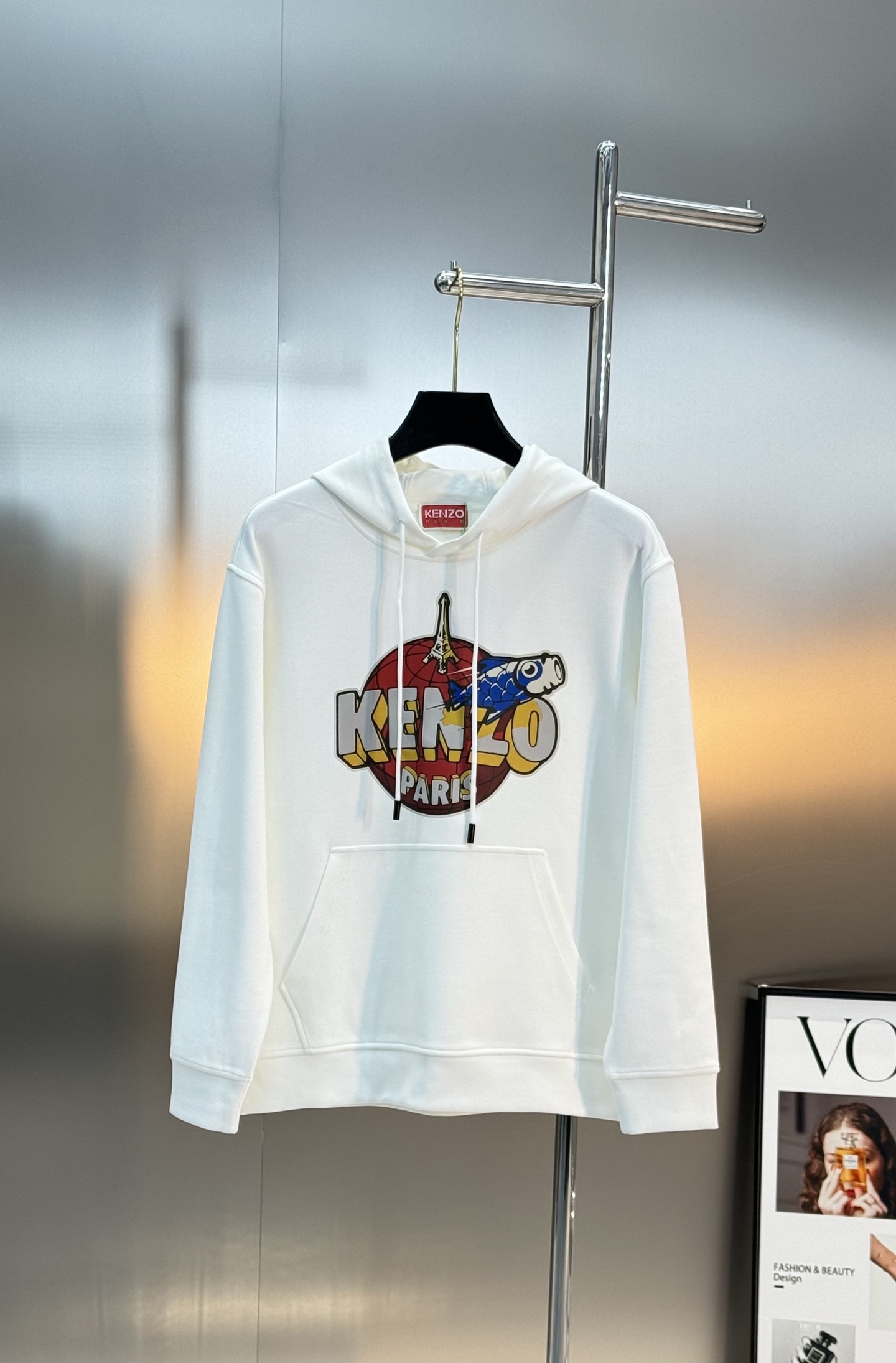 Kenzo新款连帽卫衣，重磅天丝棉质面料，柔软又保暖，秋冬穿超合适!正面彩色Logo+“PARIS”字样