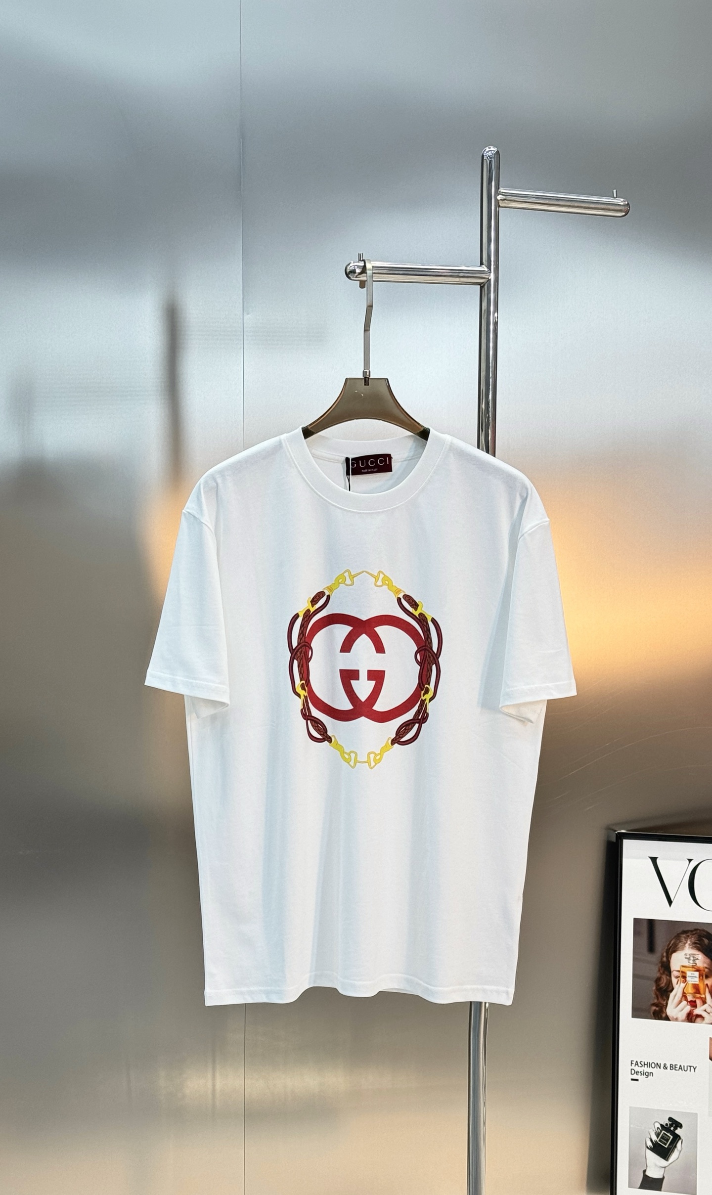 。🌾 Gucci马年限定潮牌短袖T恤.男女同款❤️古齐2026马年限定短袖T恤，百分百纯棉材质，柔软透气