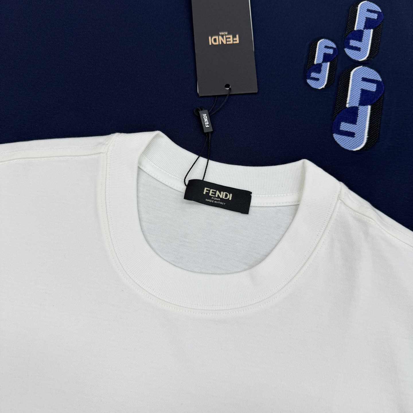 。🌾 Fendi26s芬迪新品潮牌T恤，男女同款❤️采用高品质纯棉，柔软透气，夏天穿超舒服!前