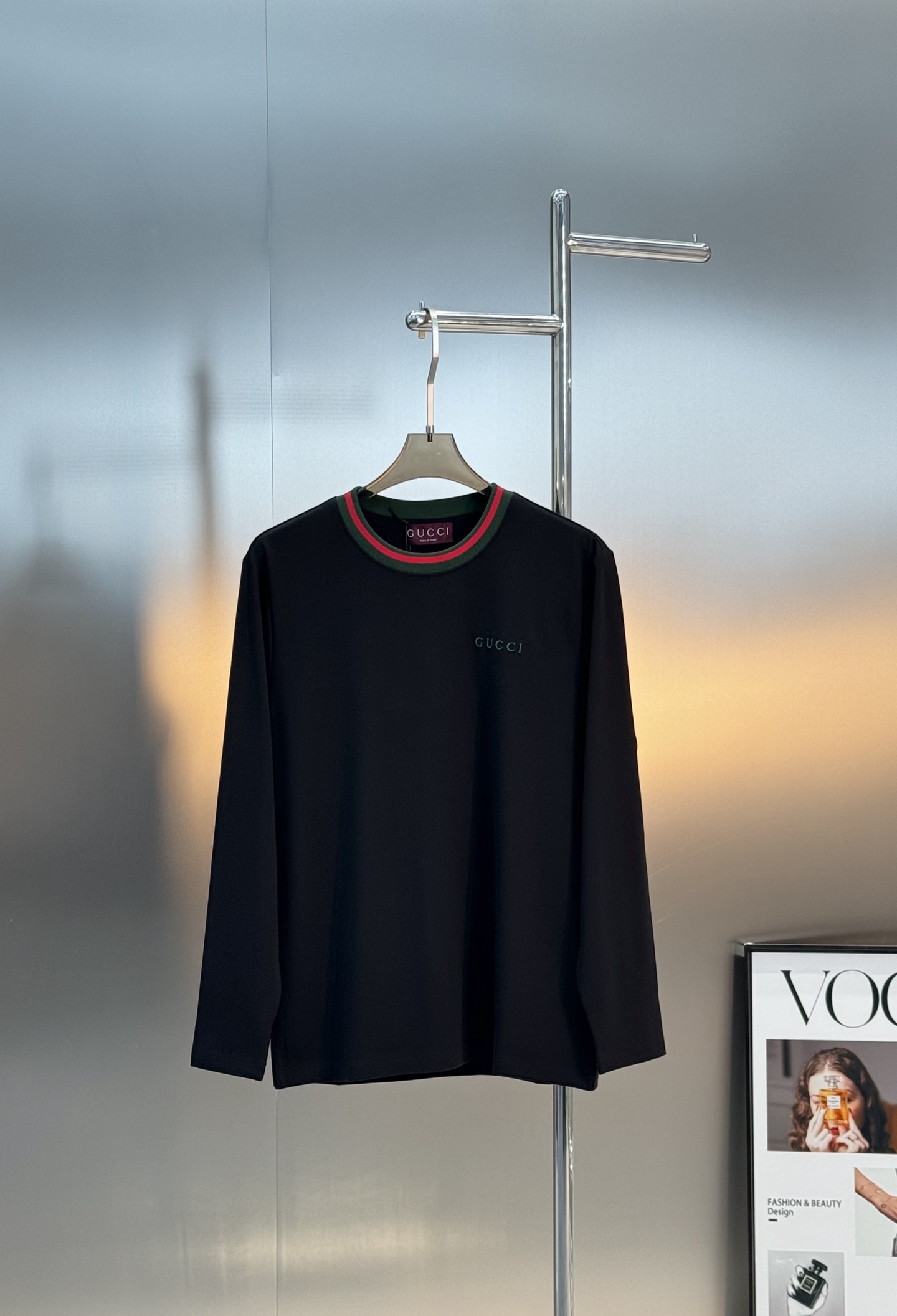 顶级颜值担当！GUCC*新款莫代尔长袖T恤.当季颜值担当.经典红绿条G家流行色来了～领口袖口酒红绿定织拼