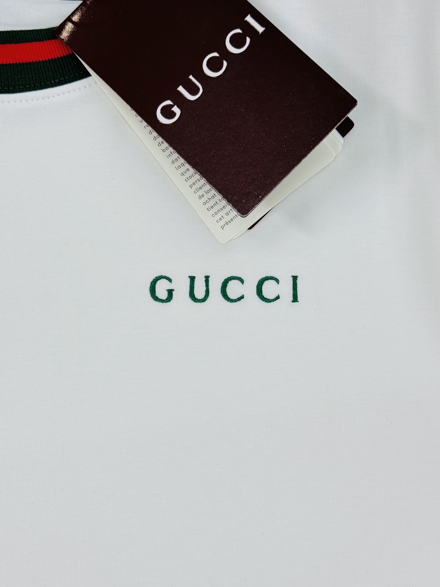 顶级颜值担当！GUCC*新款莫代尔长袖T恤.当季颜值担当.经典红绿条G家流行色来了～领口袖口酒红绿定织拼