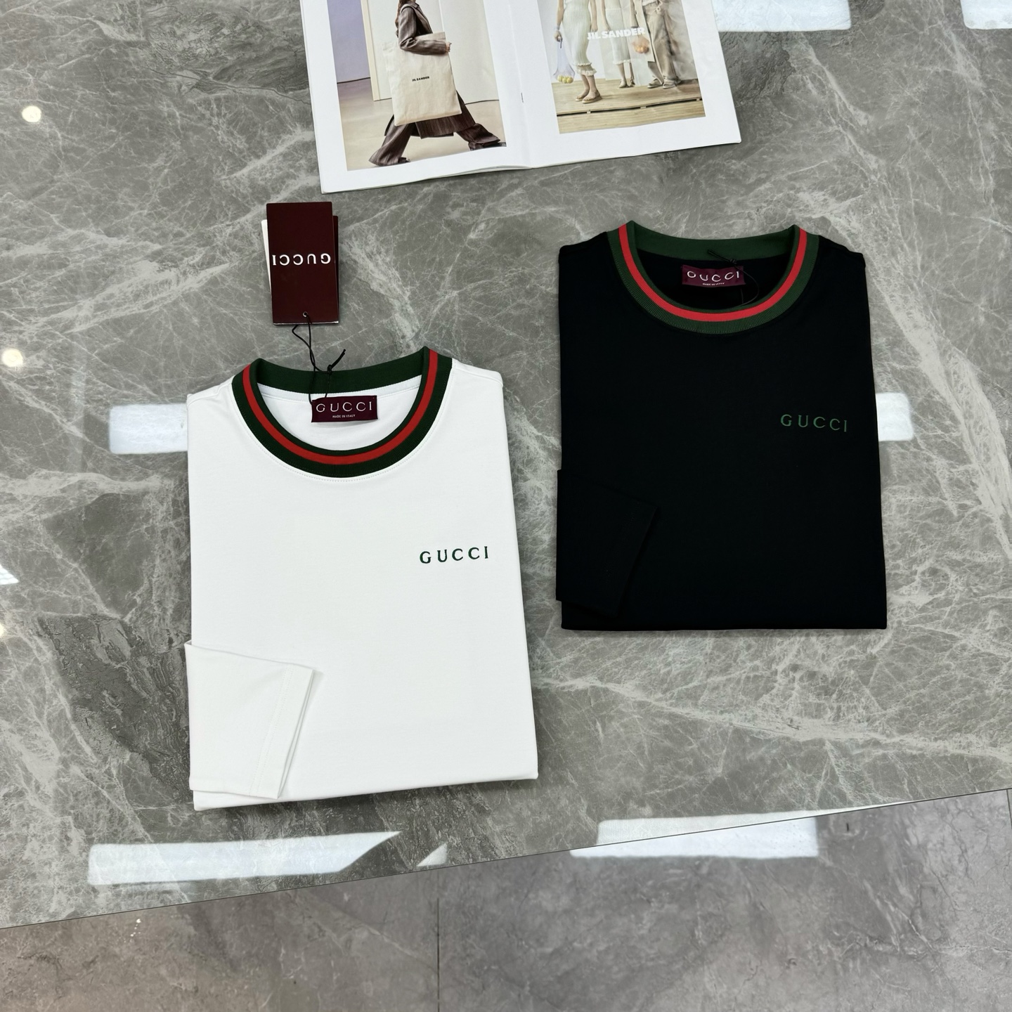 顶级颜值担当！GUCC*新款莫代尔长袖T恤.当季颜值担当.经典红绿条G家流行色来了～领口袖口酒红绿定织拼