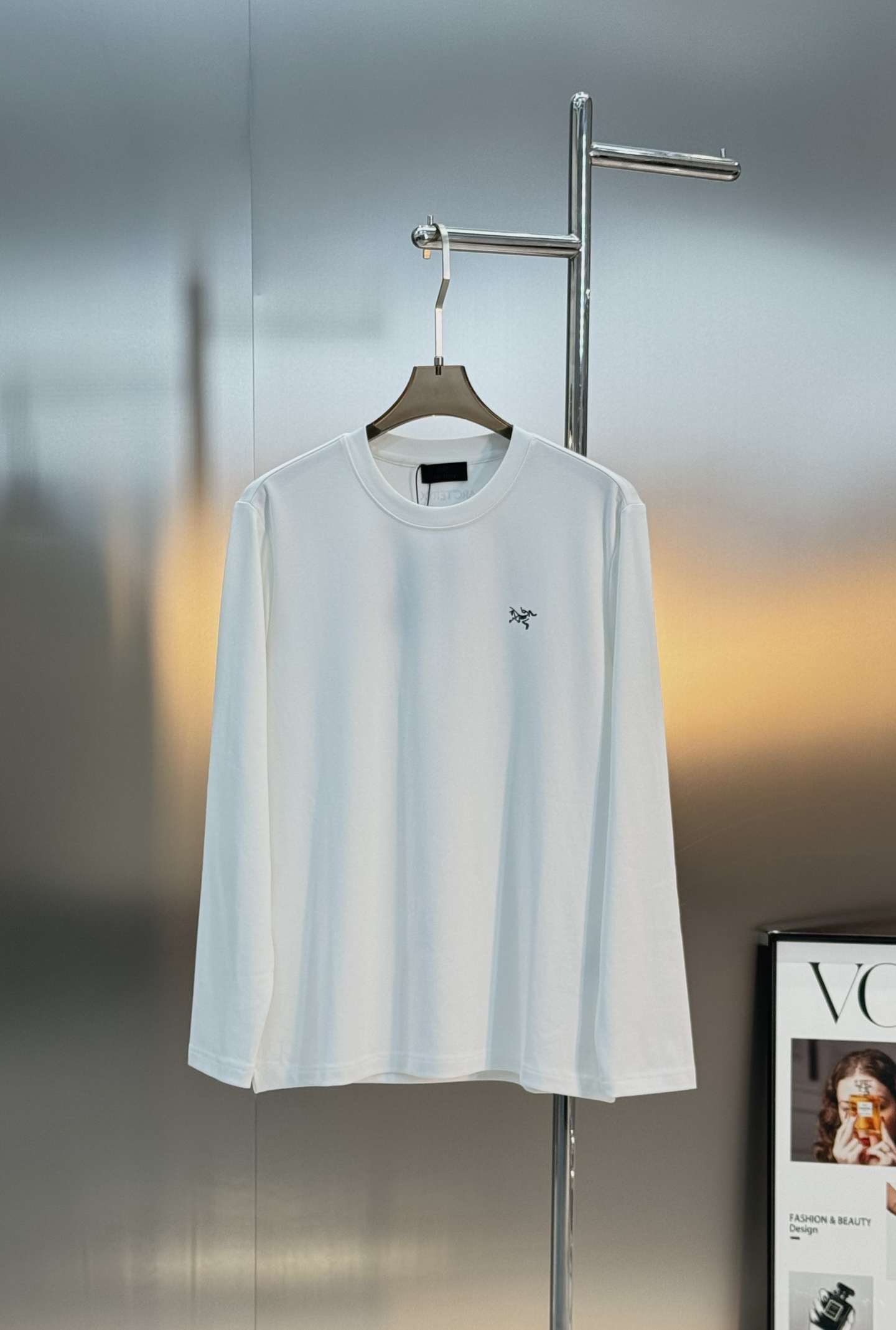 Arcteryx始祖鸟Cormac Crew LS长袖T恤，基础款推荐.适合户外运动和日常穿搭。高克重莫