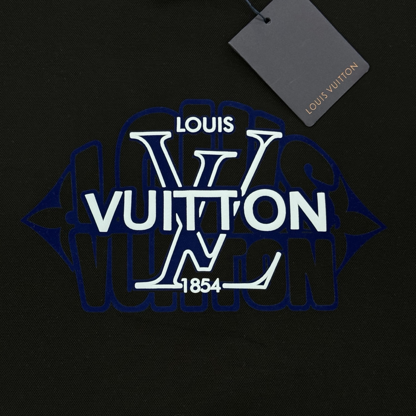 LOUIS VUITTON驴牌*涂鸦风印花卫衣.男女同款！经典Monogram字母+品牌标志，蓝白配色超