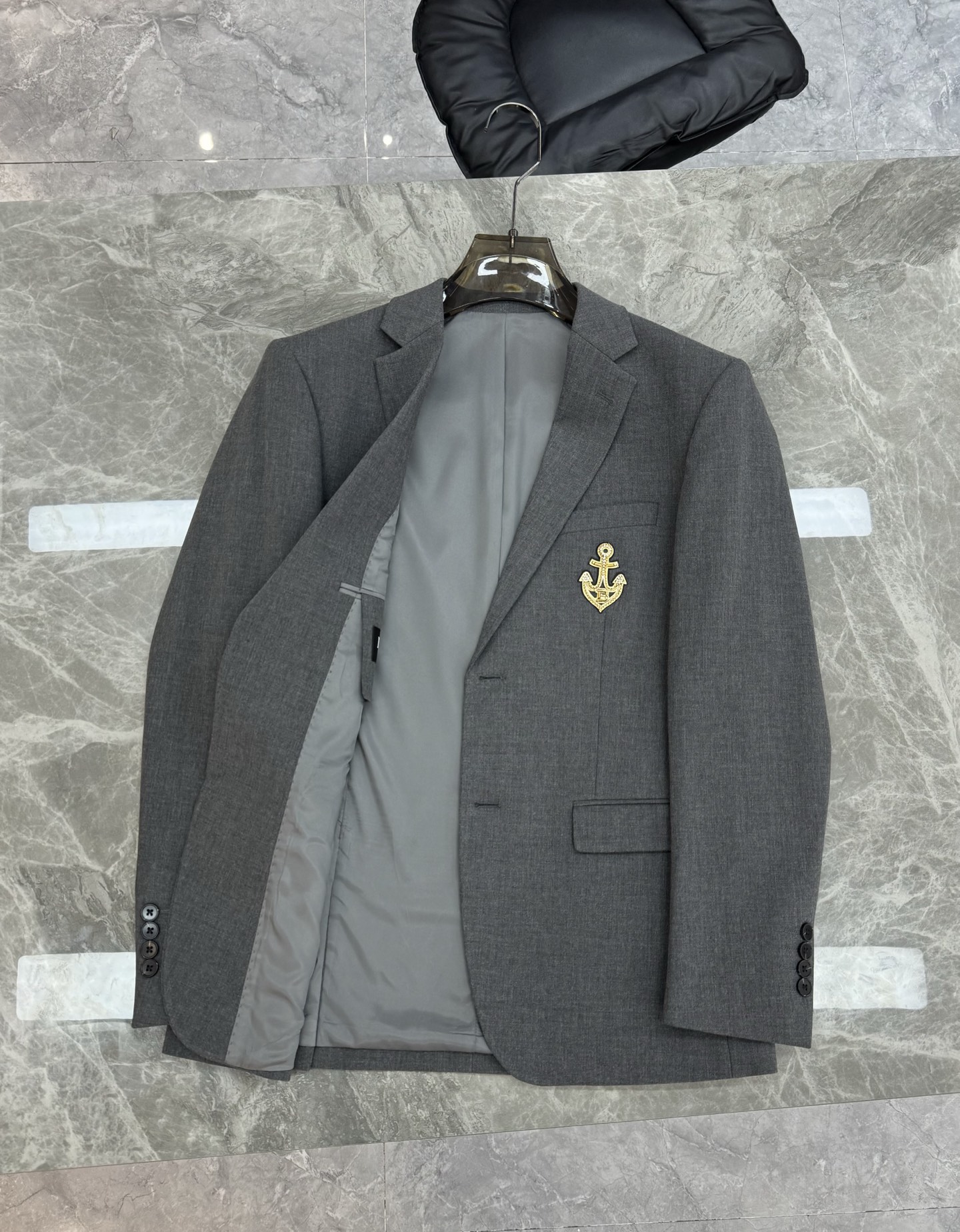 BALMAIN*巴尔曼新款男士商务套西！超高端顶尖一线成衣手工系列，西装领域里的佼佼者，世界公认的顶级面