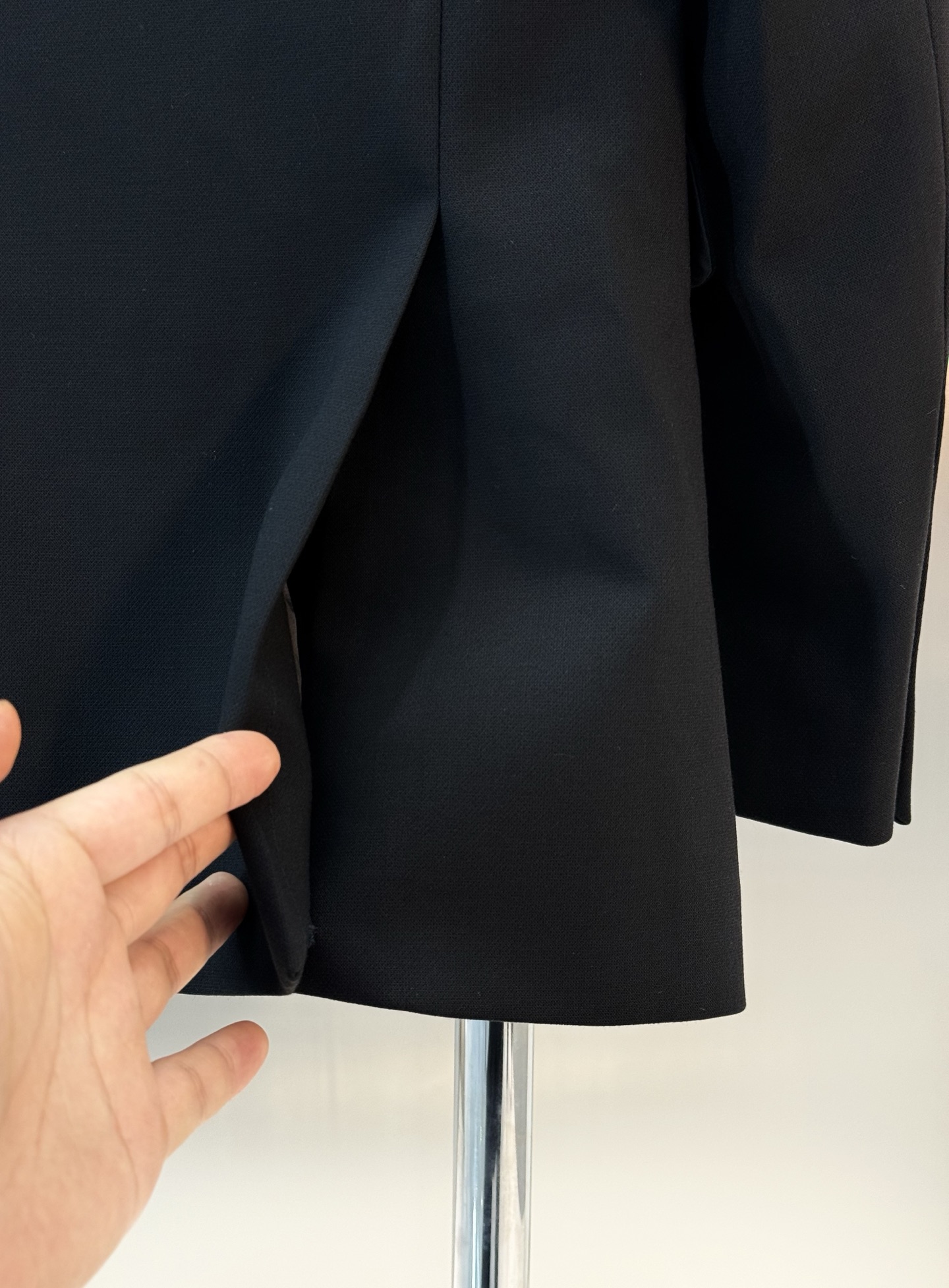 BBR*巴宝莉新款男士商务套西！超高端顶尖一线成衣手工系列，西装领域里的佼佼者，世界公认的顶级面料和工艺