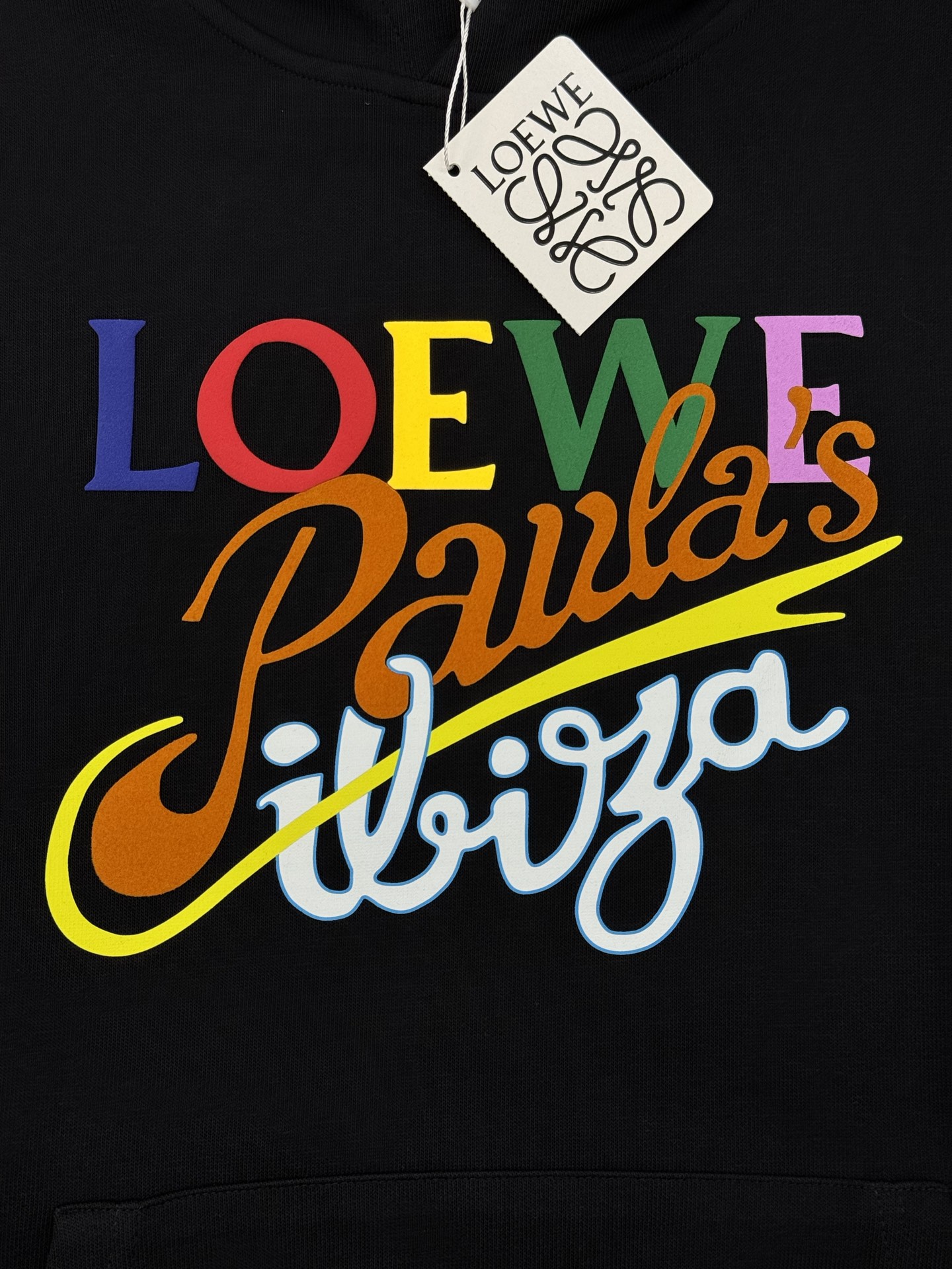 LOEWE罗意威25s新款潮人卫衣.连帽设计.男女同款！经典字母图形烫画视觉冲击力时尚感强！品牌字母图形