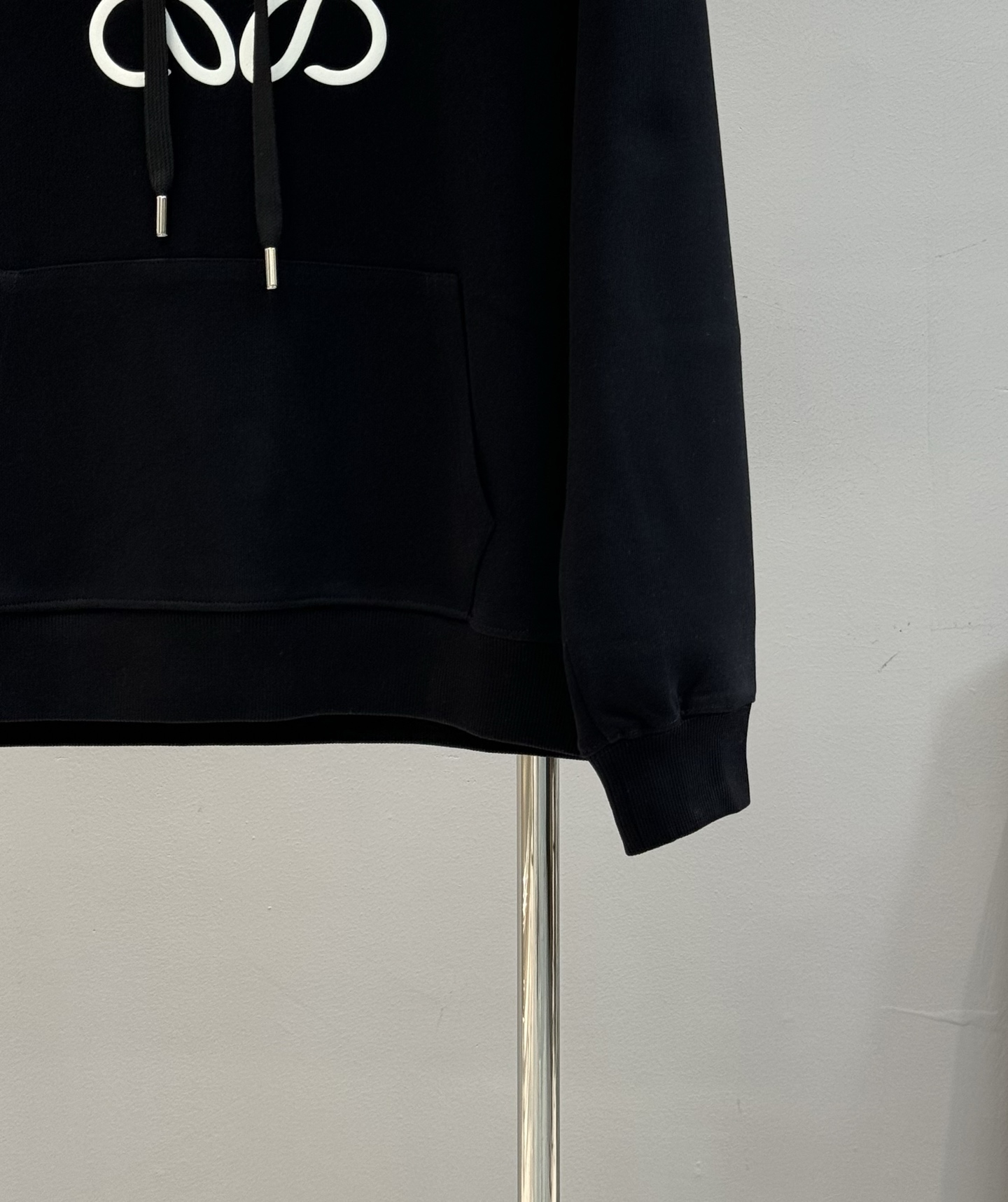 Loew*e罗意威*25s新款连帽卫衣.男女同款！顶级印花logo，帅气时尚，简约百搭款。420g卫衣棉