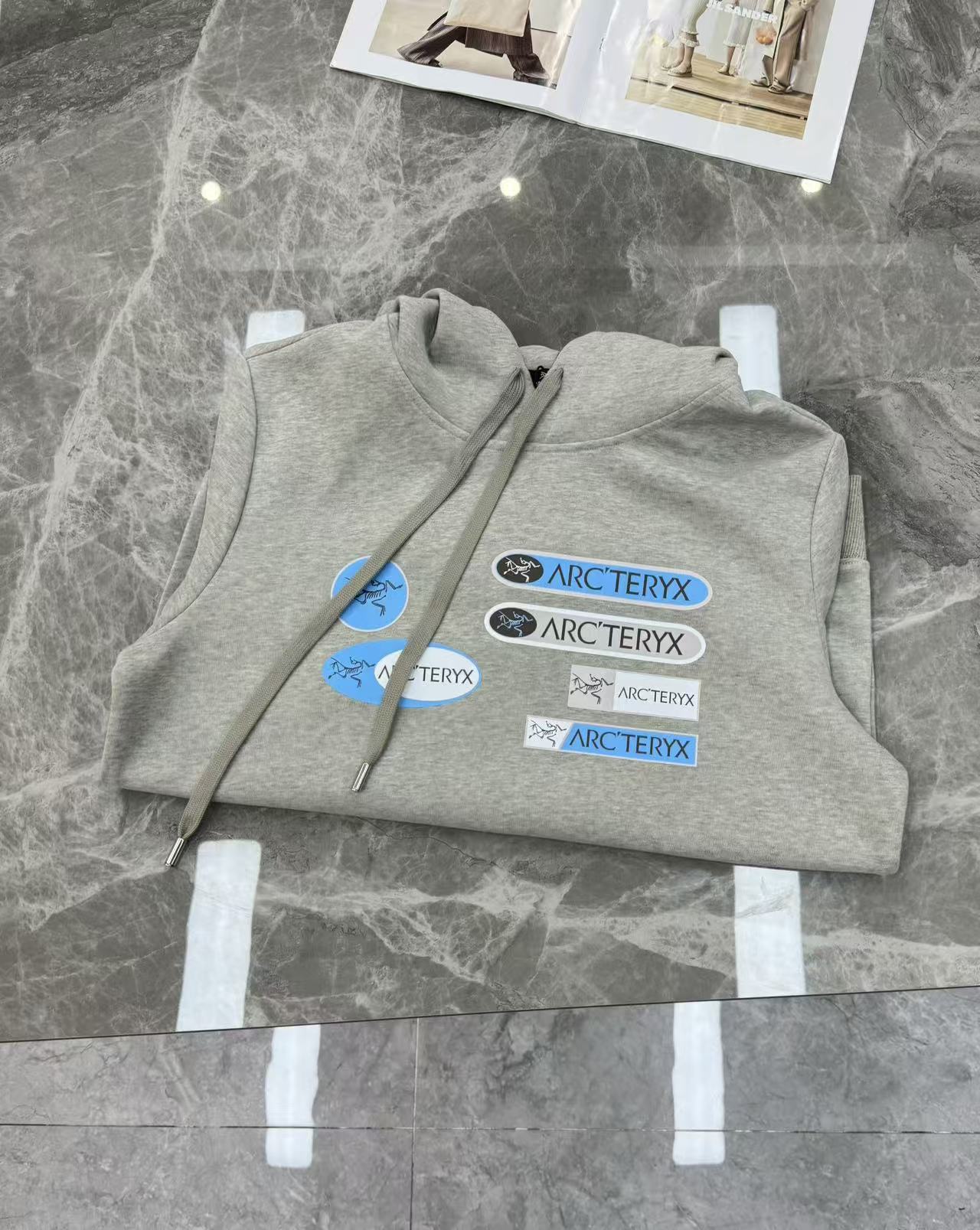 ARC‘TERYX始祖鸟新款连帽卫衣.25s秋冬原单爆款🔥男女同款！胸口品牌字母图形标识.高温烫画工艺.