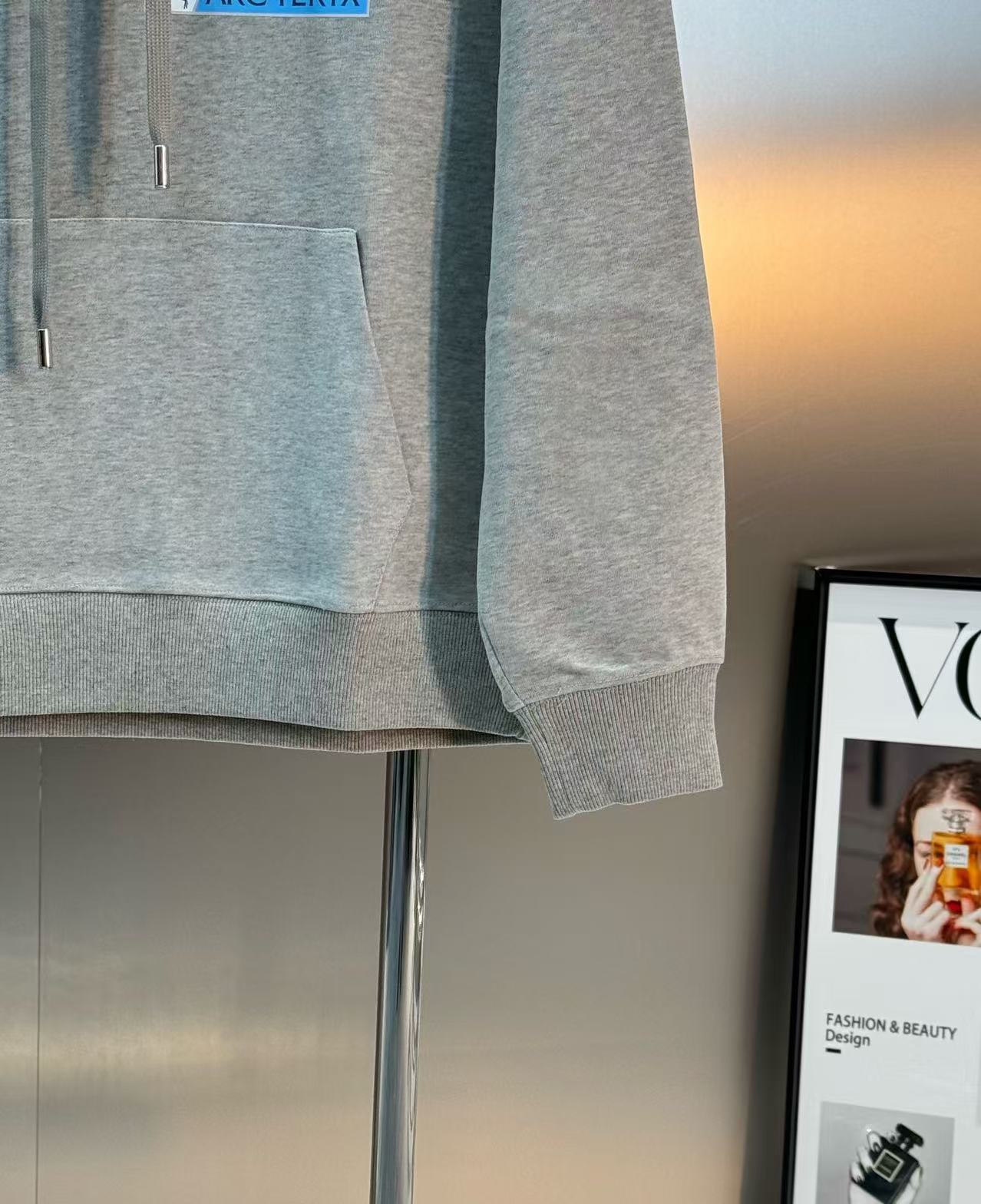 ARC‘TERYX始祖鸟新款连帽卫衣.25s秋冬原单爆款🔥男女同款！胸口品牌字母图形标识.高温烫画工艺.