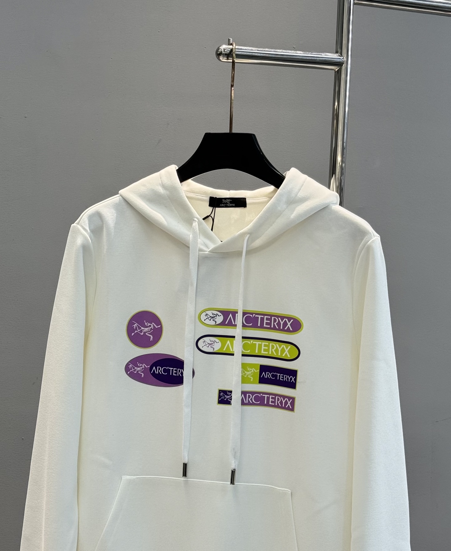 ARC‘TERYX始祖鸟新款连帽卫衣.25s秋冬原单爆款🔥男女同款！胸口品牌字母图形标识.高温烫画工艺.