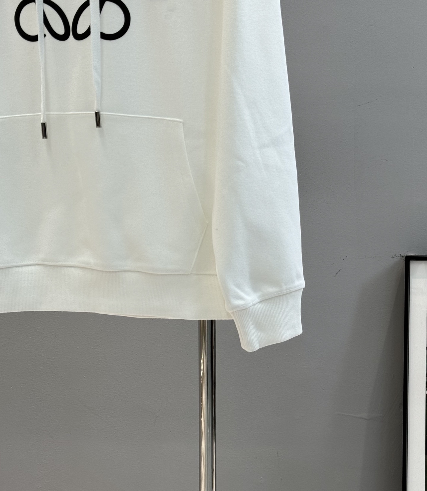 Loew*e罗意威*25s新款连帽卫衣.男女同款！顶级印花logo，帅气时尚，简约百搭款。420g卫衣棉