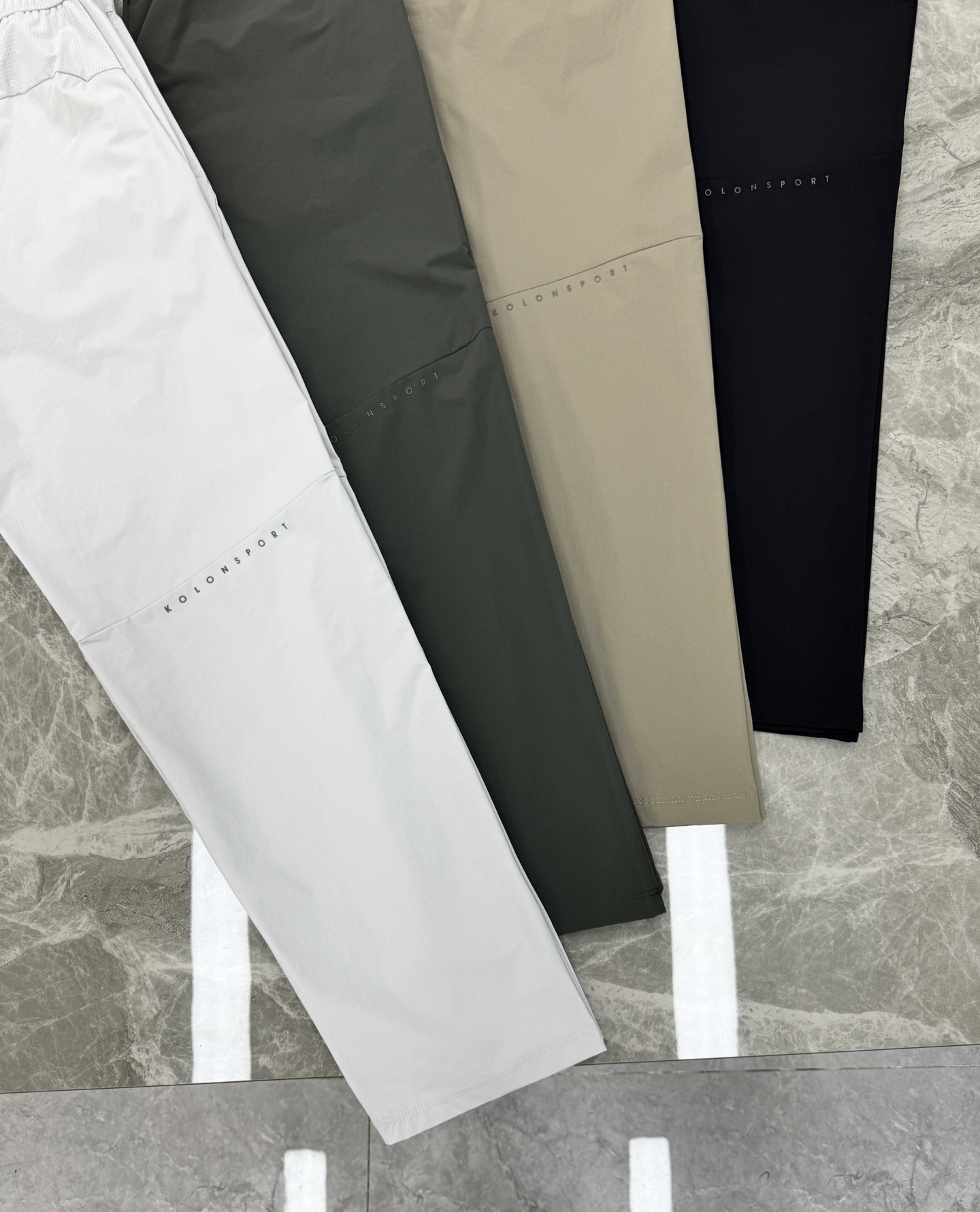 KOLON SPORT可隆26s户外新款夏季速干软壳休闲裤，采用透气速干面料，轻薄舒适，超适合夏天穿! 