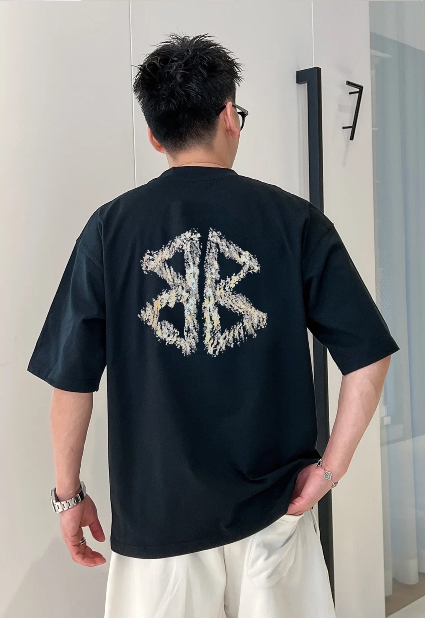 P80 Balenciaga 2026 nueva camiseta de la marca de moda, ❤️El efecto graffiti de la letra de la marca aparece en el pech…