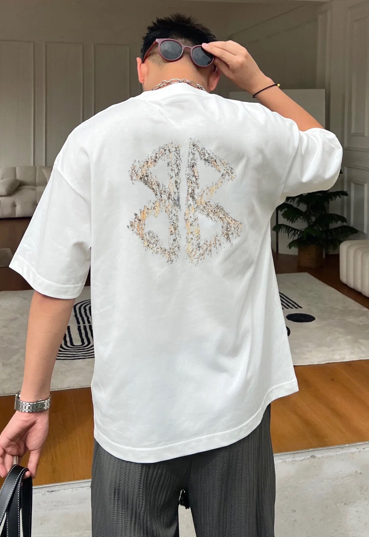 P80 Balenciaga 2026 nueva camiseta de la marca de moda, ❤️El efecto graffiti de la letra de la marca aparece en el pech…
