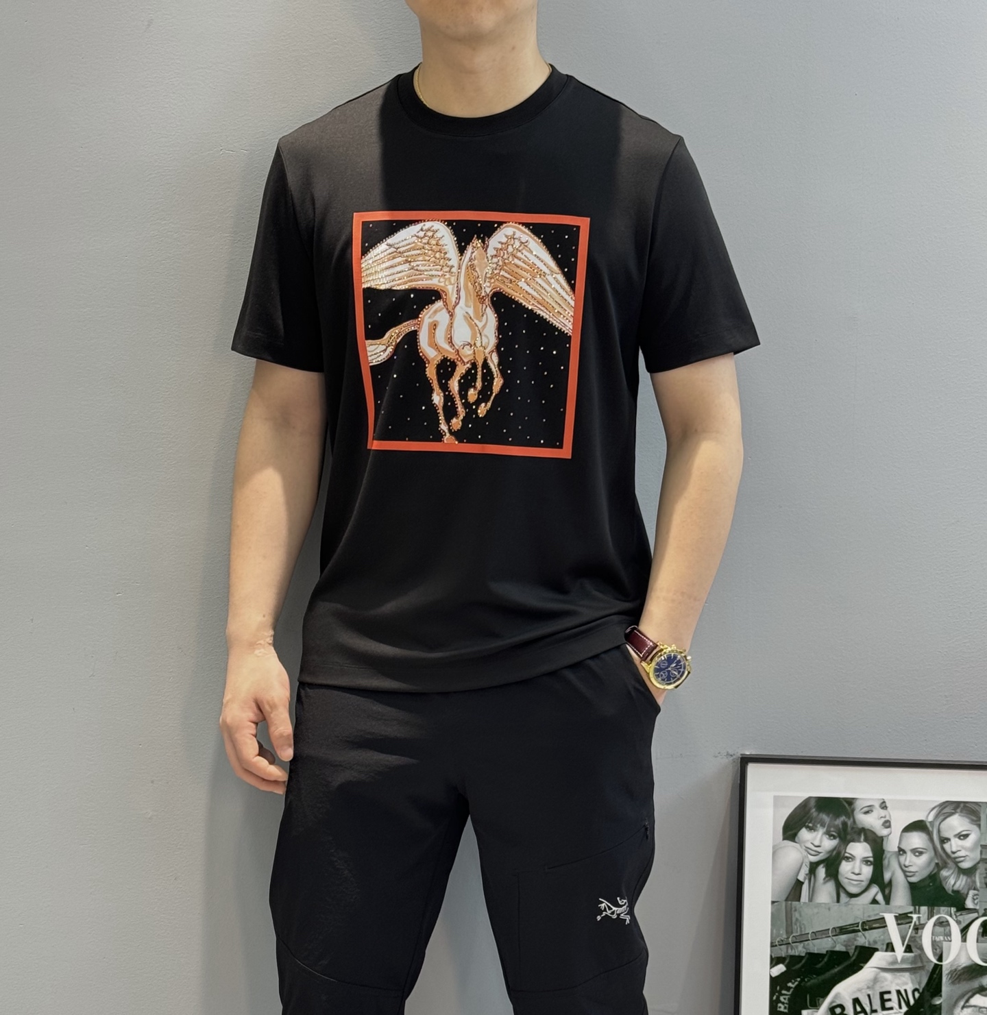 HERM*S爱马仕新款丝光棉T恤.新品为全新系列注入满满活力，这款单品用心甄选200g丝光棉面料制成，面