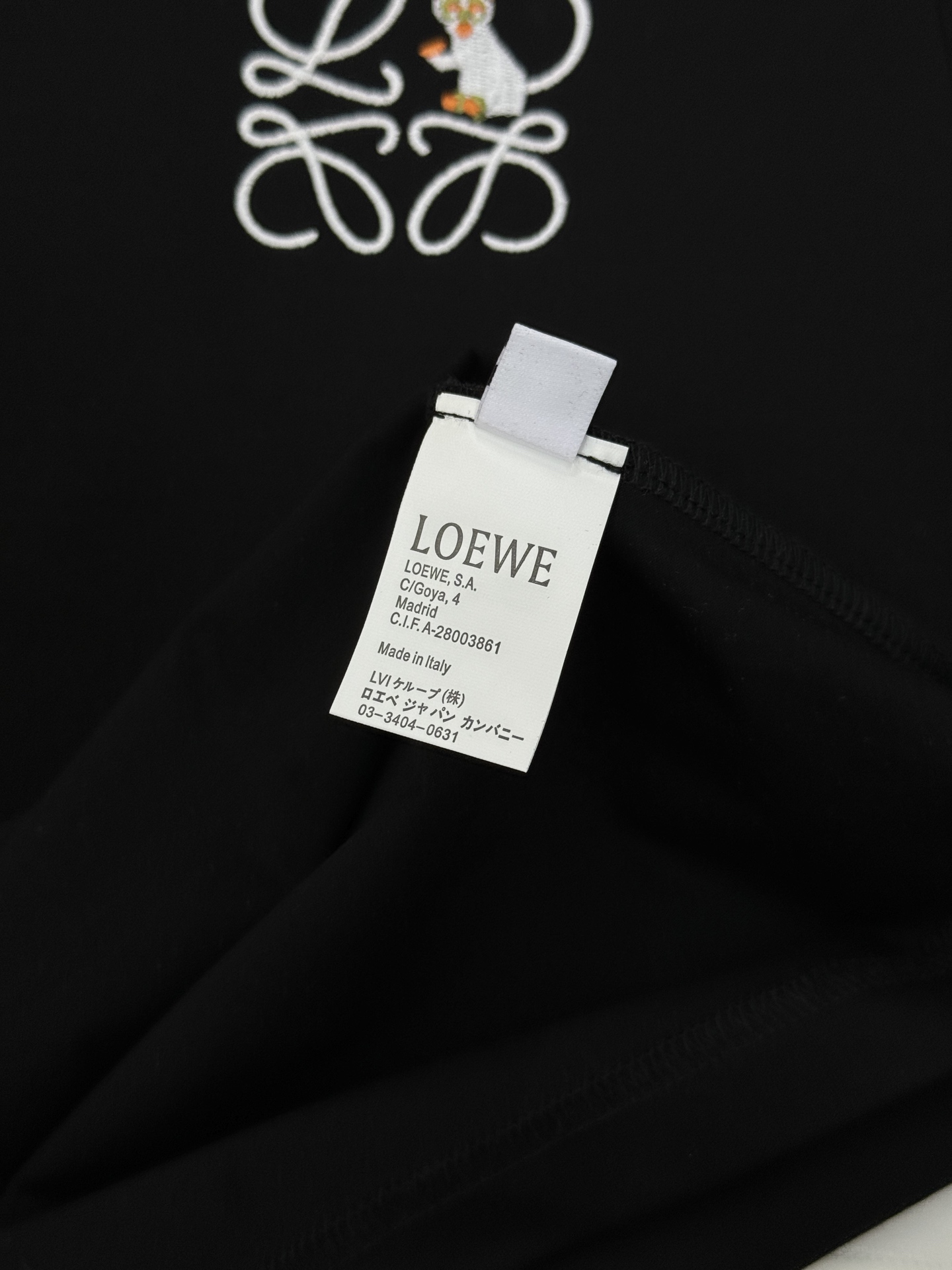 LOEWE*罗意威Louis Wain联名猫T恤.26s新品春夏与插画师LouisWain联名短袖T恤，