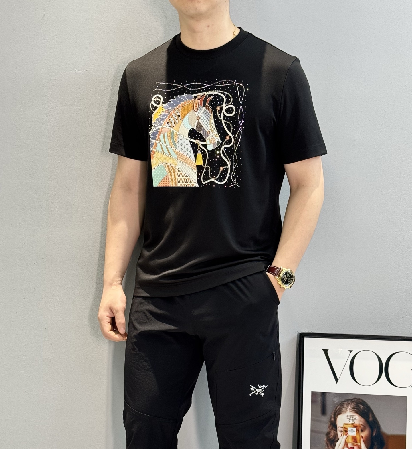 HERM*S爱马仕新款丝光棉T恤.新品为全新系列注入满满活力，这款单品用心甄选200g丝光棉面料制成，面