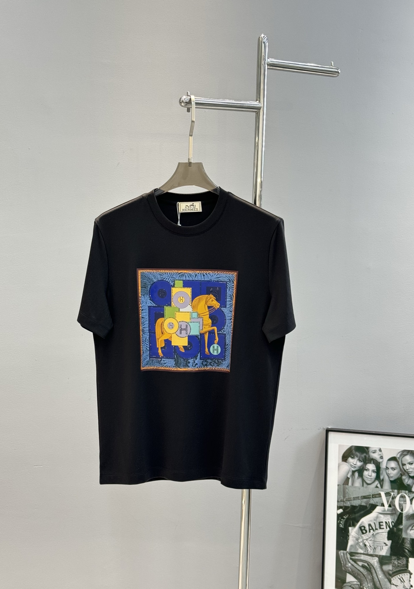 HERM*S爱马仕新款丝光棉T恤.新品为全新系列注入满满活力，这款单品用心甄选200g丝光棉面料制成，面