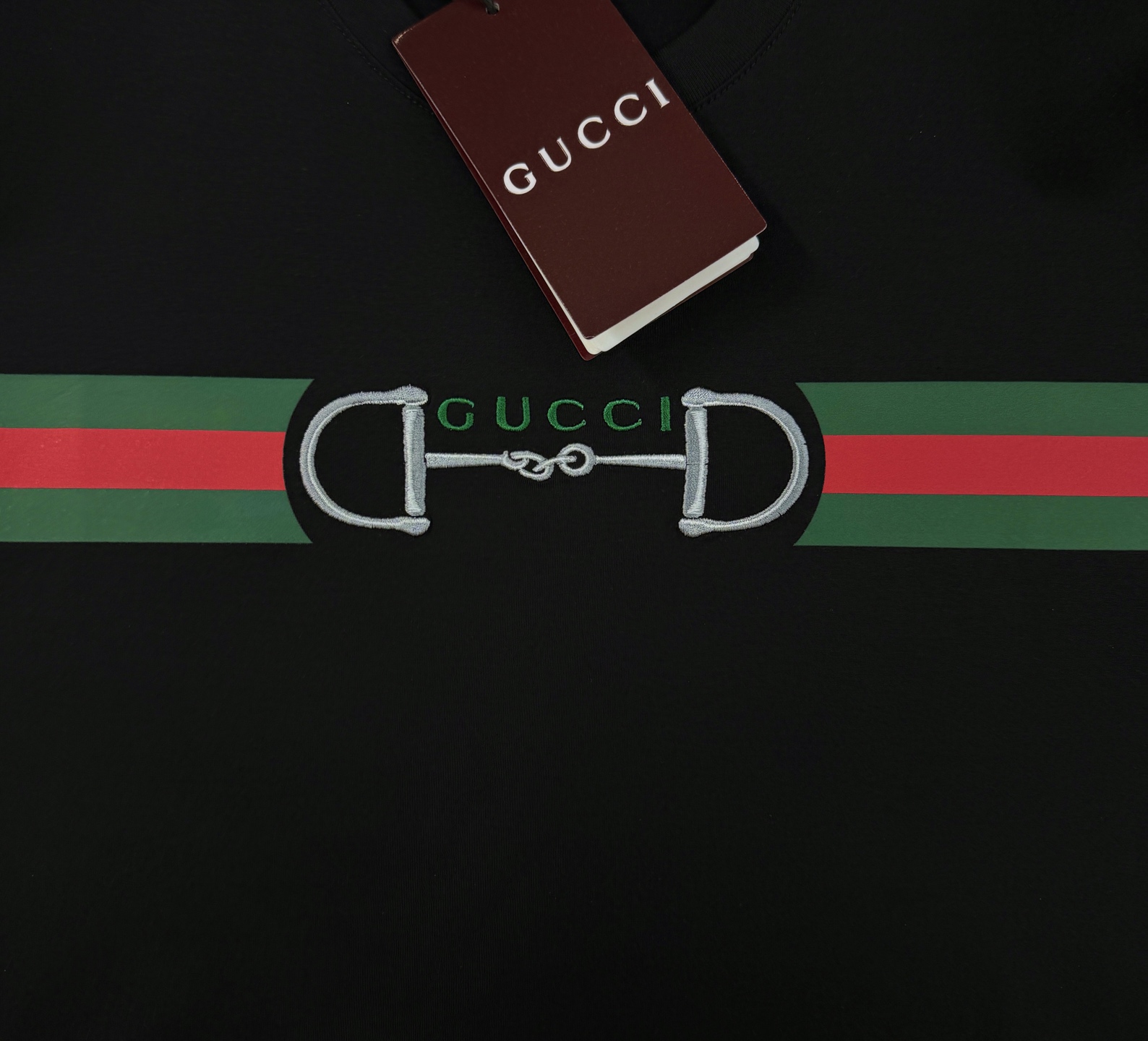 GUCCI古奇26s新品马衔扣红绿条纹T恤.190g丝光棉面料.舒适透气，定制螺纹.舒适不易变形.日常穿