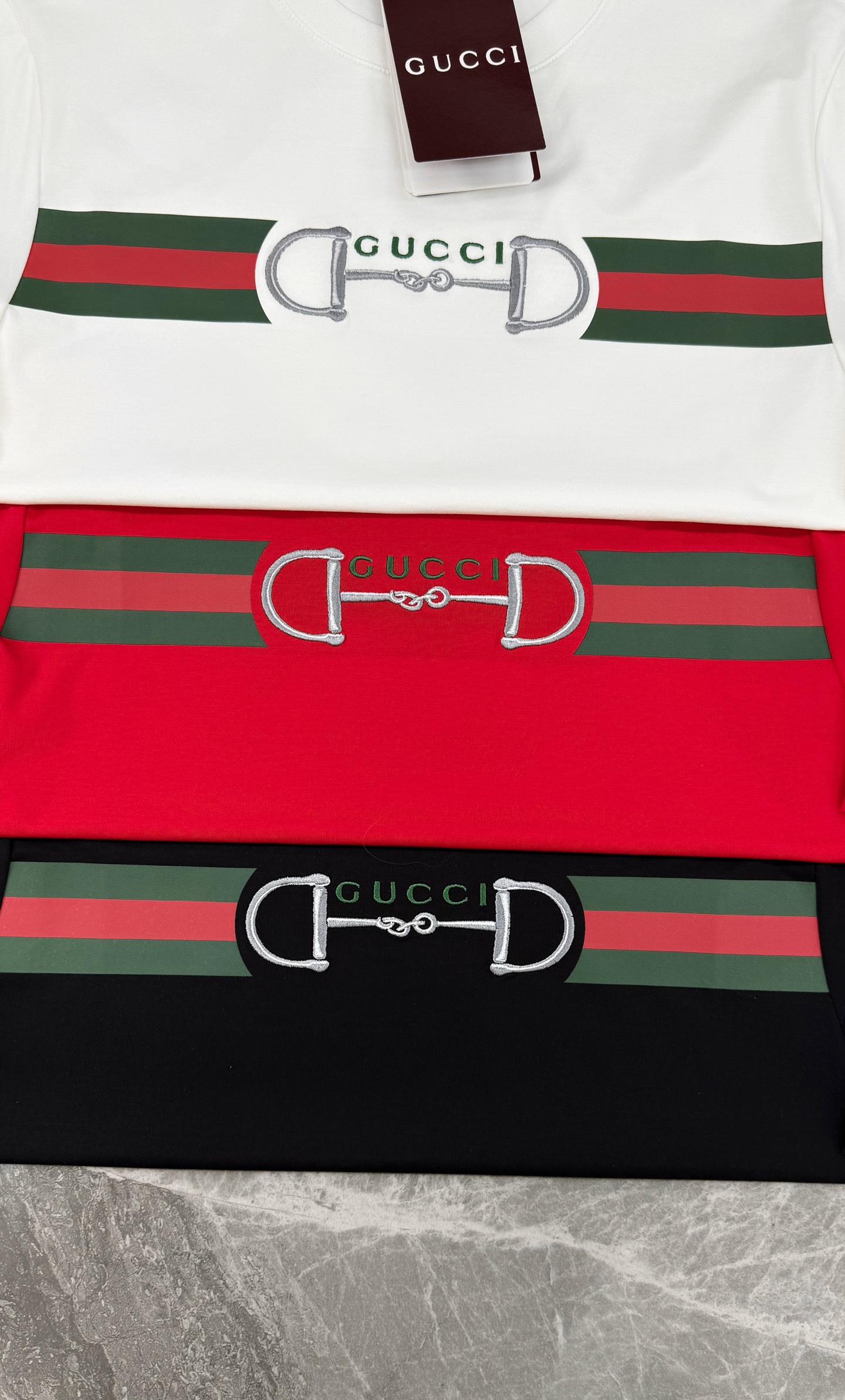 GUCCI古奇26s新品马衔扣红绿条纹T恤.190g丝光棉面料.舒适透气，定制螺纹.舒适不易变形.日常穿