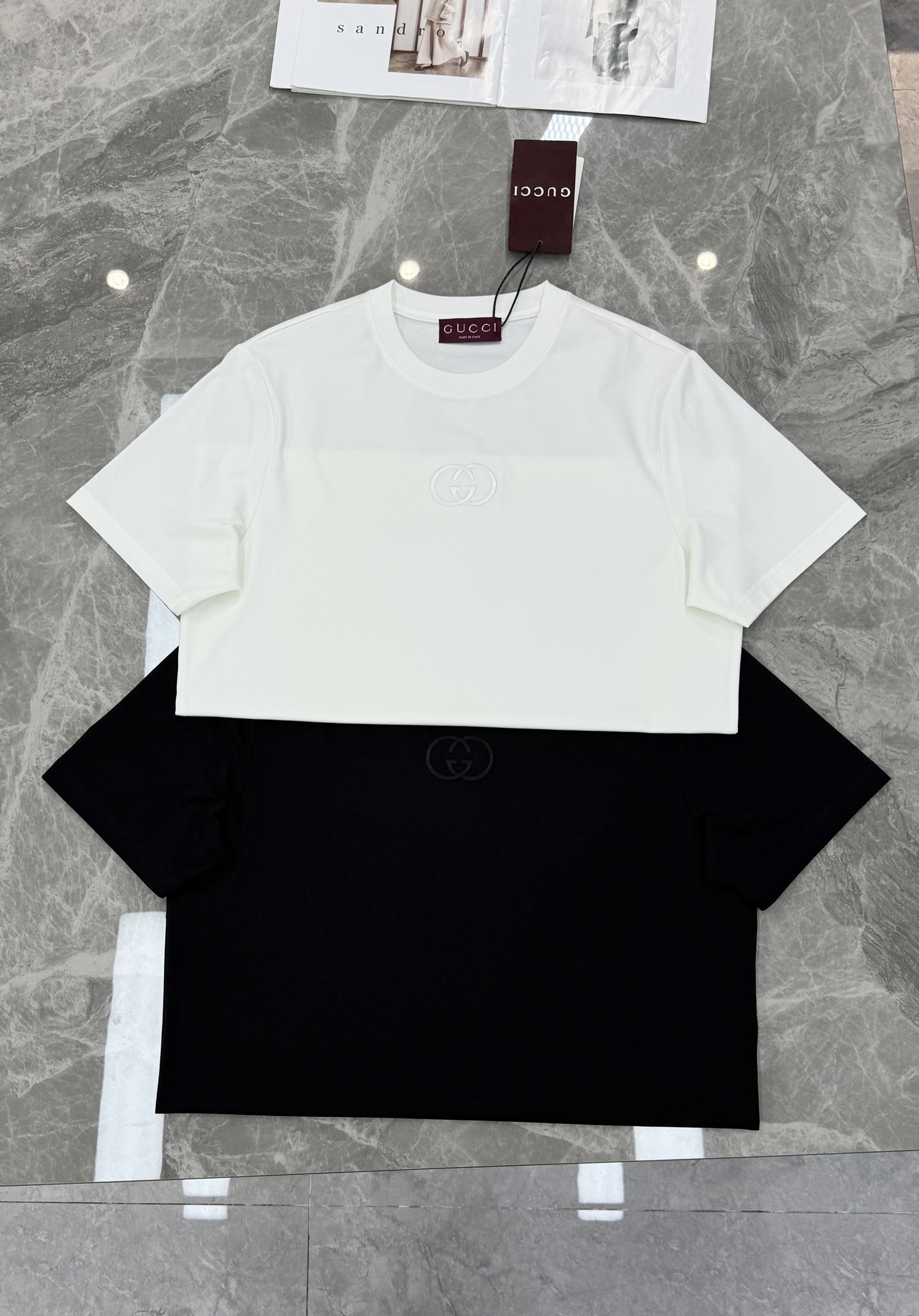 Gucci古奇26s新款圆领短T. 原单品质！重工3D绣花.本色搭配.视觉感受超前！悬垂感强！手感质感都
