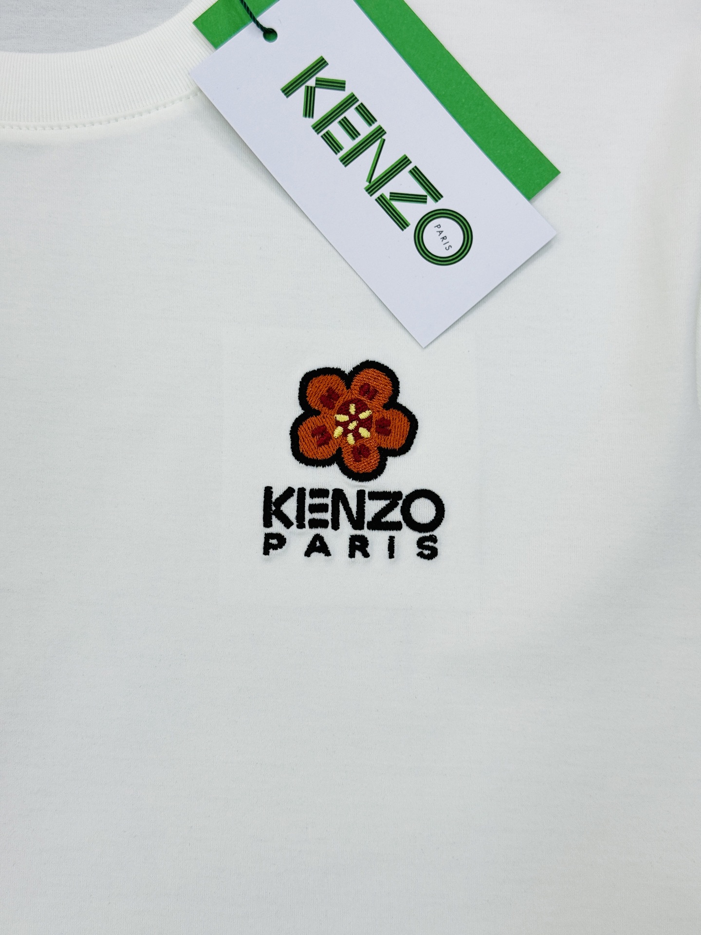 KENZO海棠花刺绣短袖，26s新品推荐❤️采用190g丝光棉面料.定制螺纹.柔软透气，穿着超舒适!胸前
