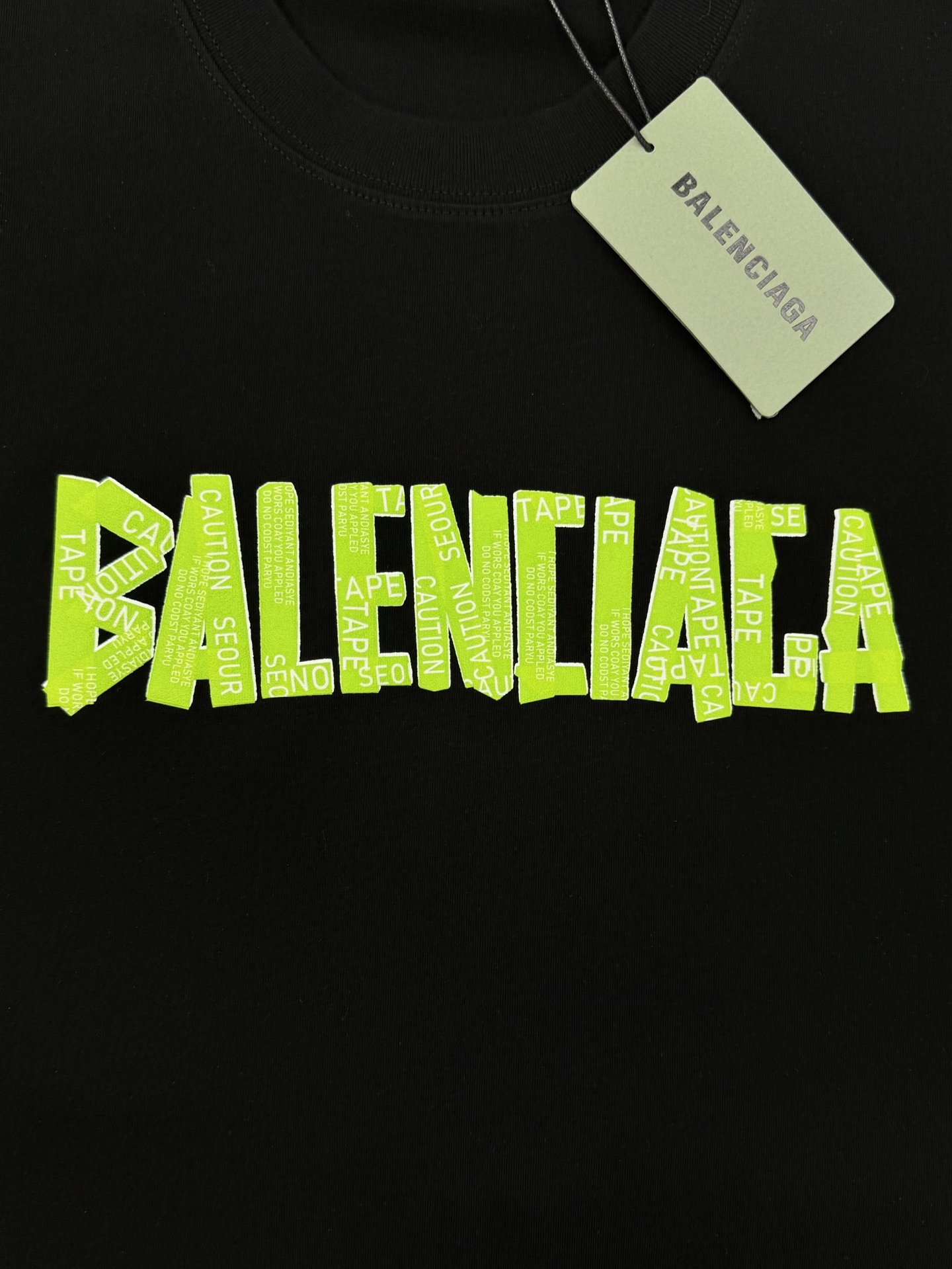 。🌾 BALENCIAG*巴黎世家新款潮牌T恤.男女同款推荐！280g纯棉面料.定制螺纹.面料柔软舒适.