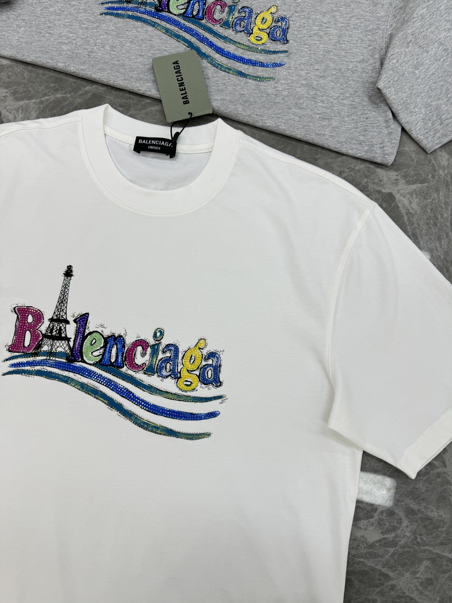 。🌾 Balenciag*巴黎世家新款潮牌可乐logoT恤.男女同款！os版型真的很迷人.新款面料230