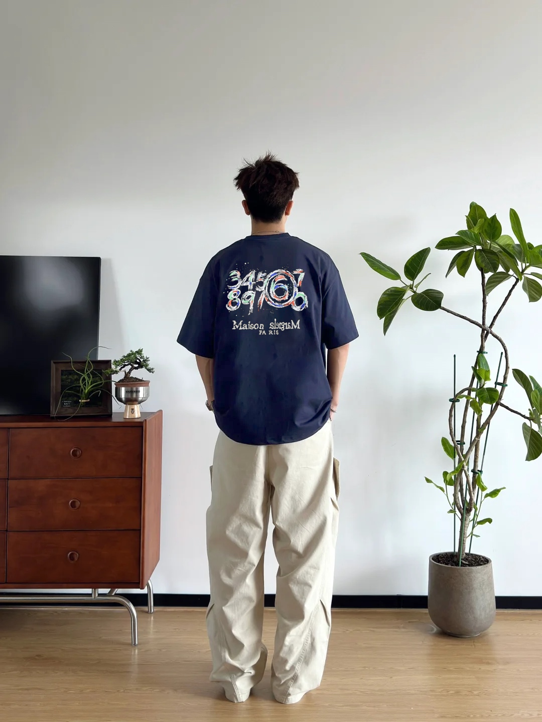 。🌾 Maison Margiela新款潮牌圆领T恤.男女同款！马吉拉经典图形字母设计.特别之作！双面立