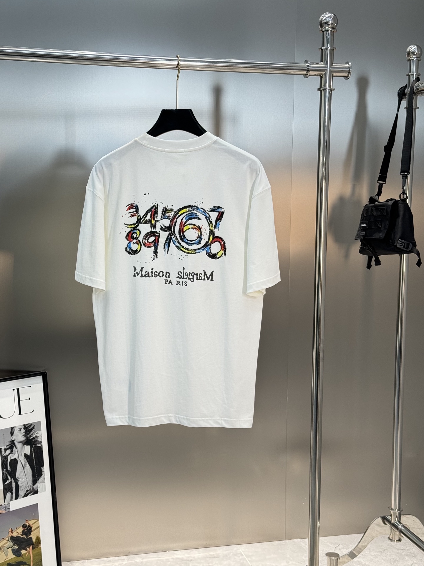 。🌾 Maison Margiela新款潮牌圆领T恤.男女同款！马吉拉经典图形字母设计.特别之作！双面立