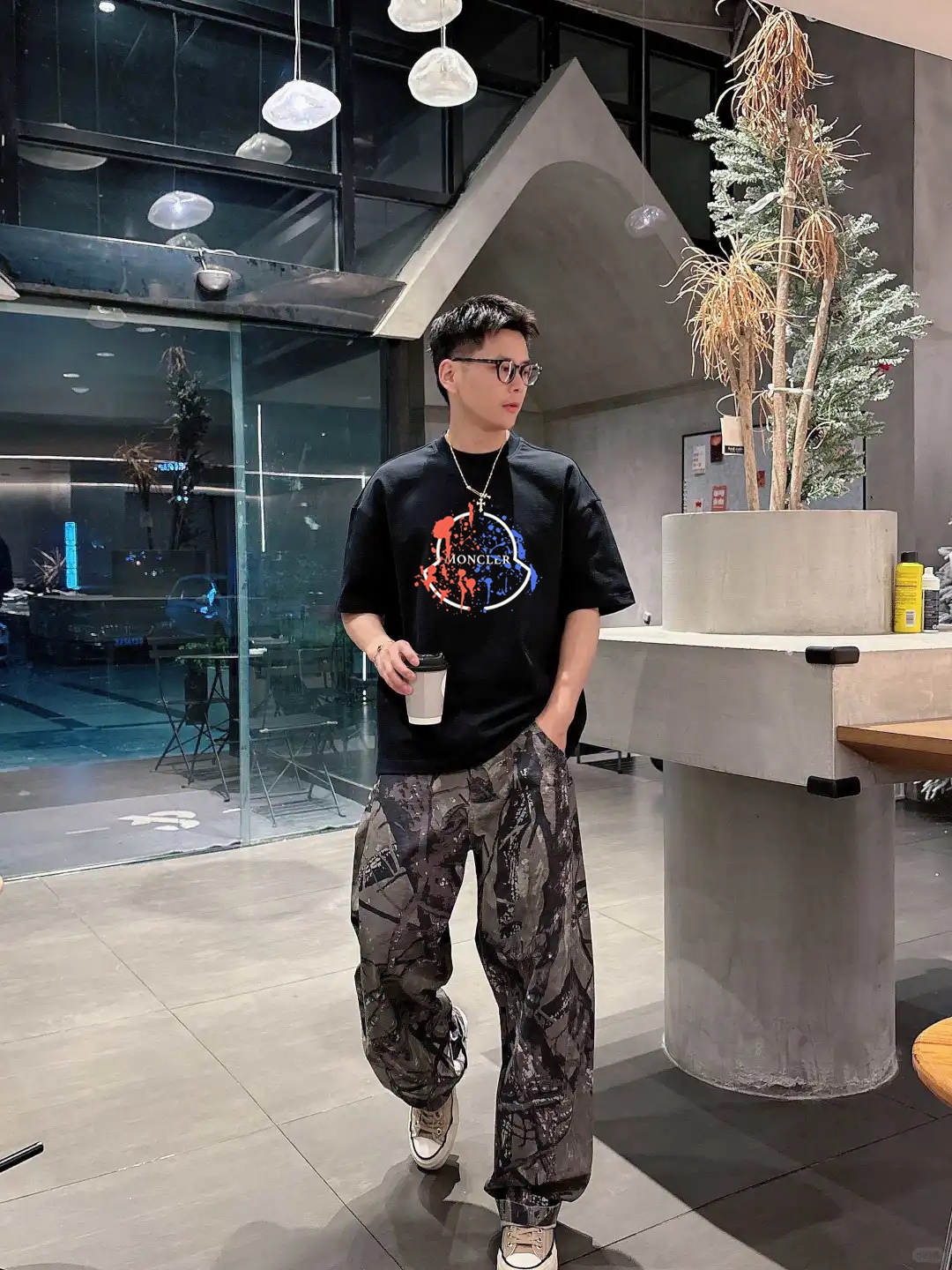 。🌾 Moncle*蒙口新款潮牌T恤.男女同款！胸口经典品牌图形立体视觉.经典款式烫画设计.耐看时尚.2