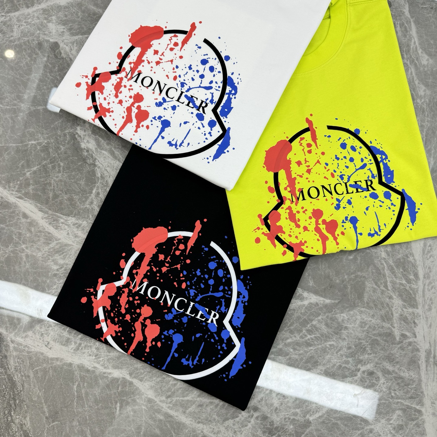 。🌾 Moncle*蒙口新款潮牌T恤.男女同款！胸口经典品牌图形立体视觉.经典款式烫画设计.耐看时尚.2