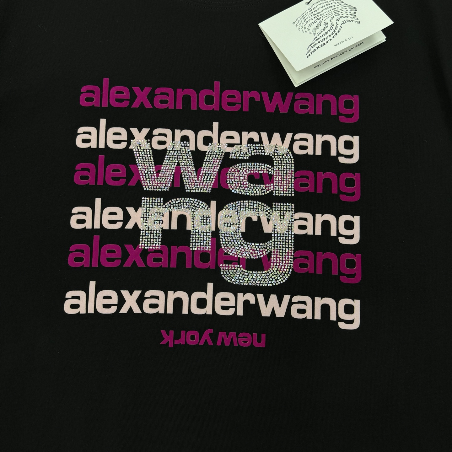 。🌾 Alexa*wang新款亚历山大王圆领T恤.潮牌T恤！男女同款～不同工艺呈现不一样的视觉感受，压花