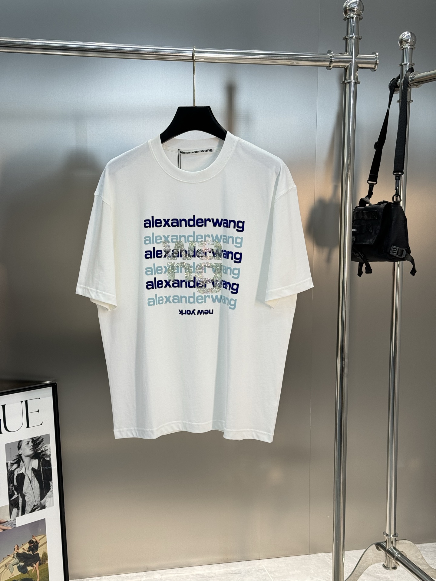 。🌾 Alexa*wang新款亚历山大王圆领T恤.潮牌T恤！男女同款～不同工艺呈现不一样的视觉感受，压花