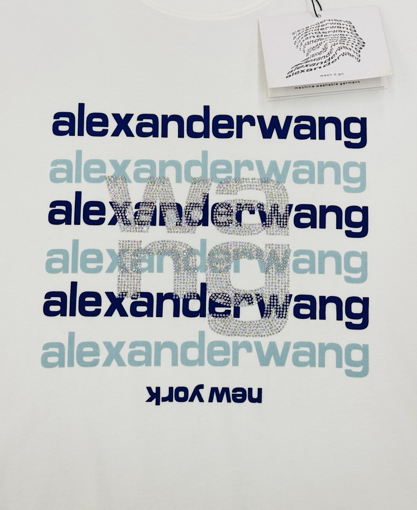 。🌾 Alexa*wang新款亚历山大王圆领T恤.潮牌T恤！男女同款～不同工艺呈现不一样的视觉感受，压花