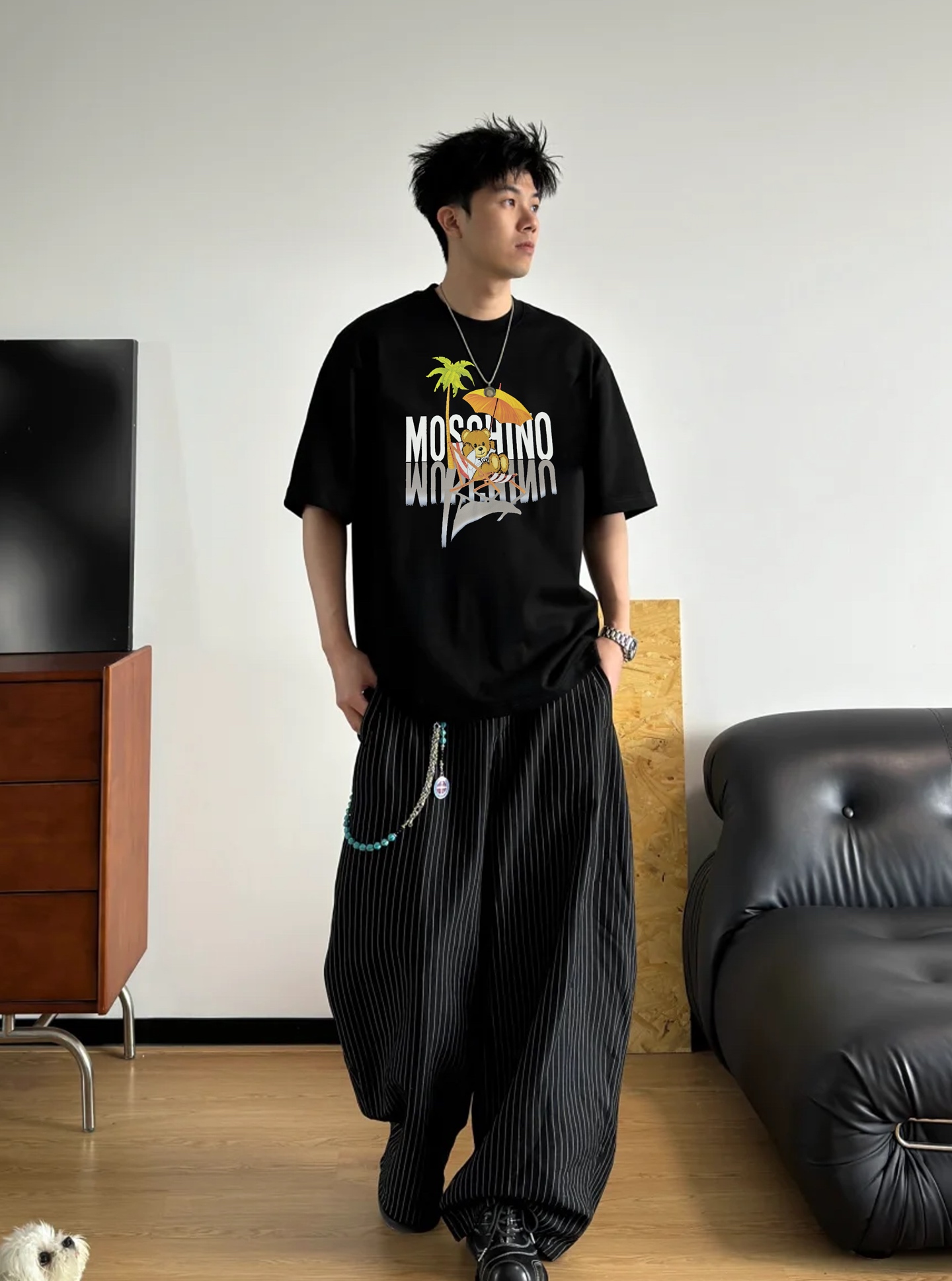 。🌾 MOSCHIN*莫斯奇诺*新款潮牌情侣款T恤.原单推荐！小熊圆领短袖，街头风的新纪…整体图形质感呈