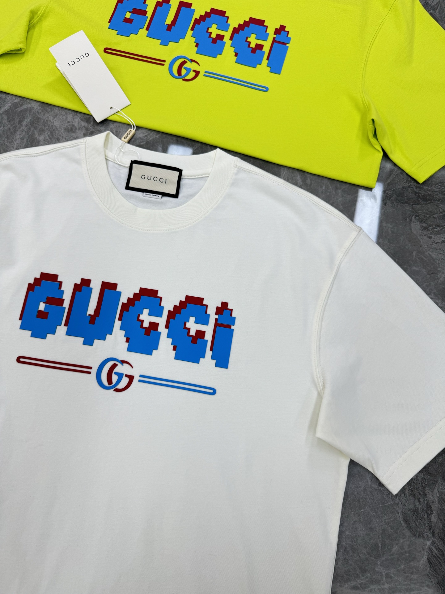 。🌾 GUCC*潮牌新款圆领T恤.男女同款～潮人必备！胸前定制品牌图形烫画工艺.平面硅胶色彩搭配犹如马里