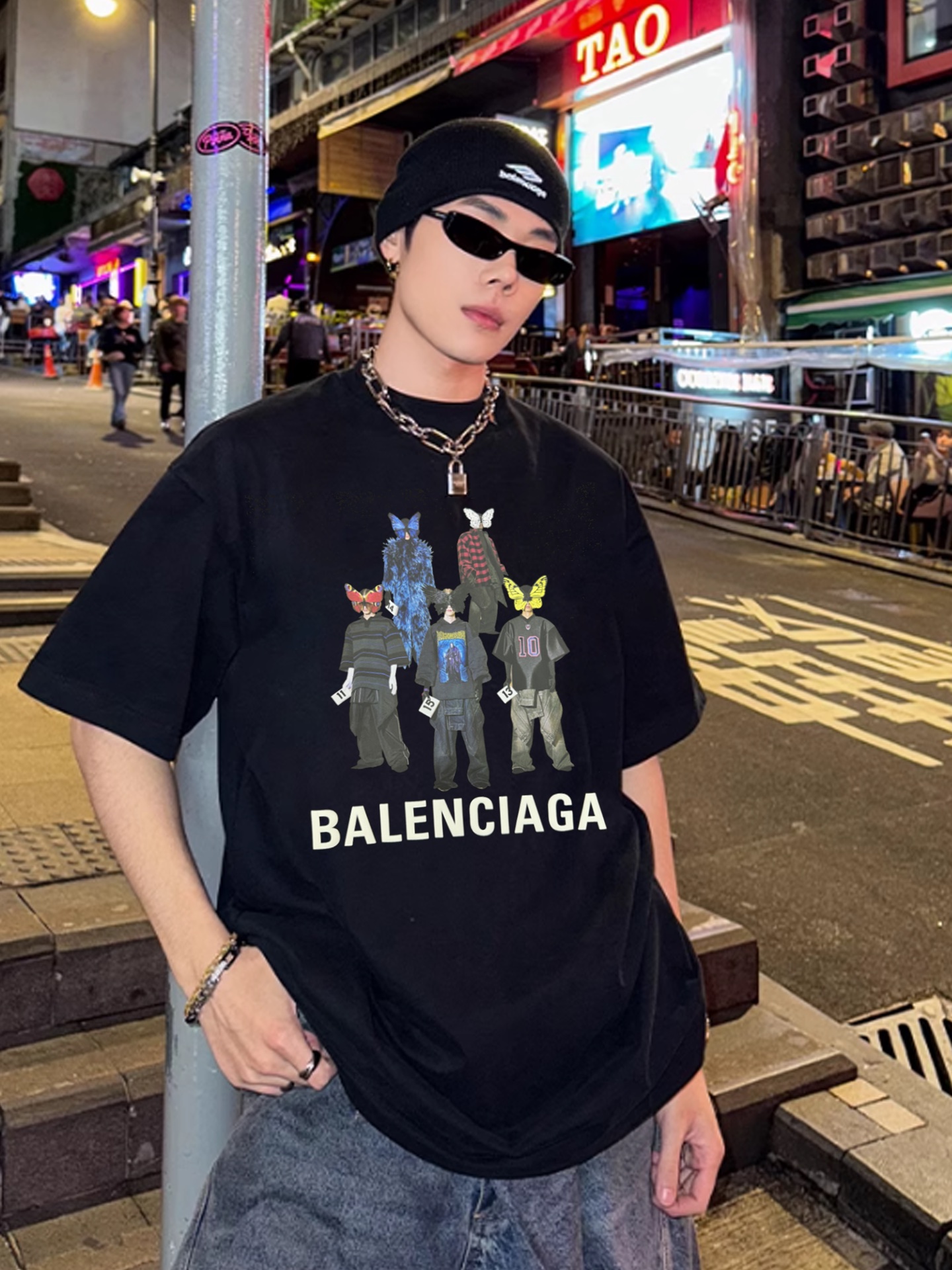 。🌾 Balenciag*巴黎世家新款潮牌圆领T恤.男女同款❤️立体烫画工艺呈现不一样的视觉感受，色彩搭