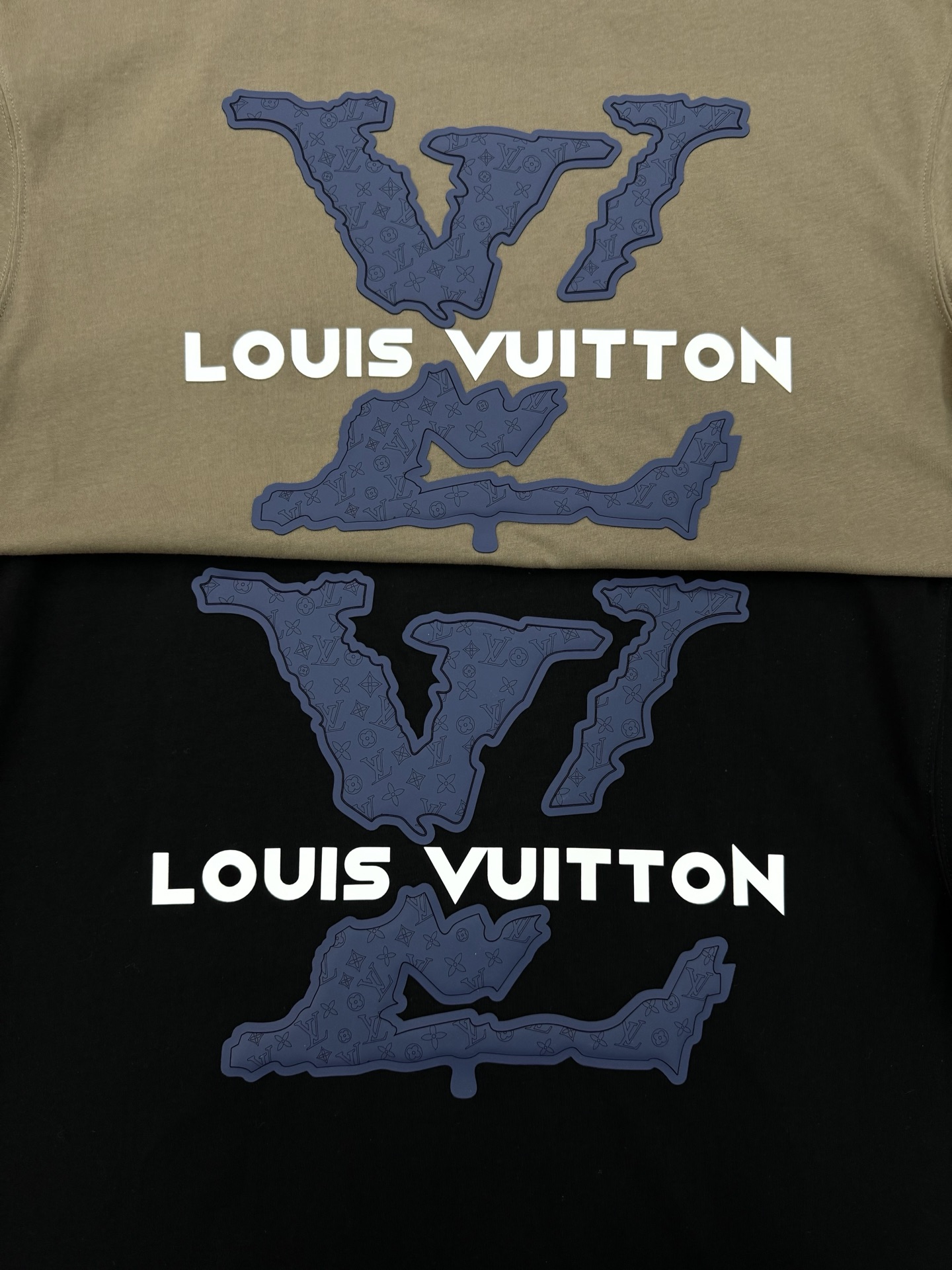 。🌾 驴牌*新款潮牌微扩版型T恤.男女同款❤️品牌图形以标志性的元素做为特色，双面立体烫画.成就2025