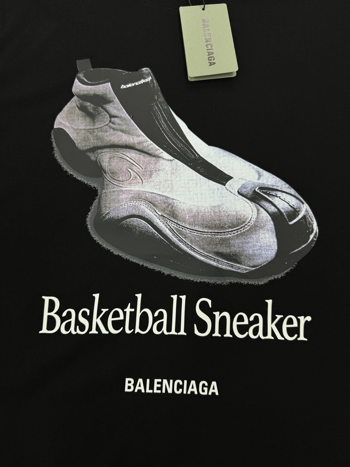 。🌾 Balenciag*巴黎世家新款潮牌老爹T恤.男女同款❤️os版型真的很迷人.丝光棉品牌图形字母烫