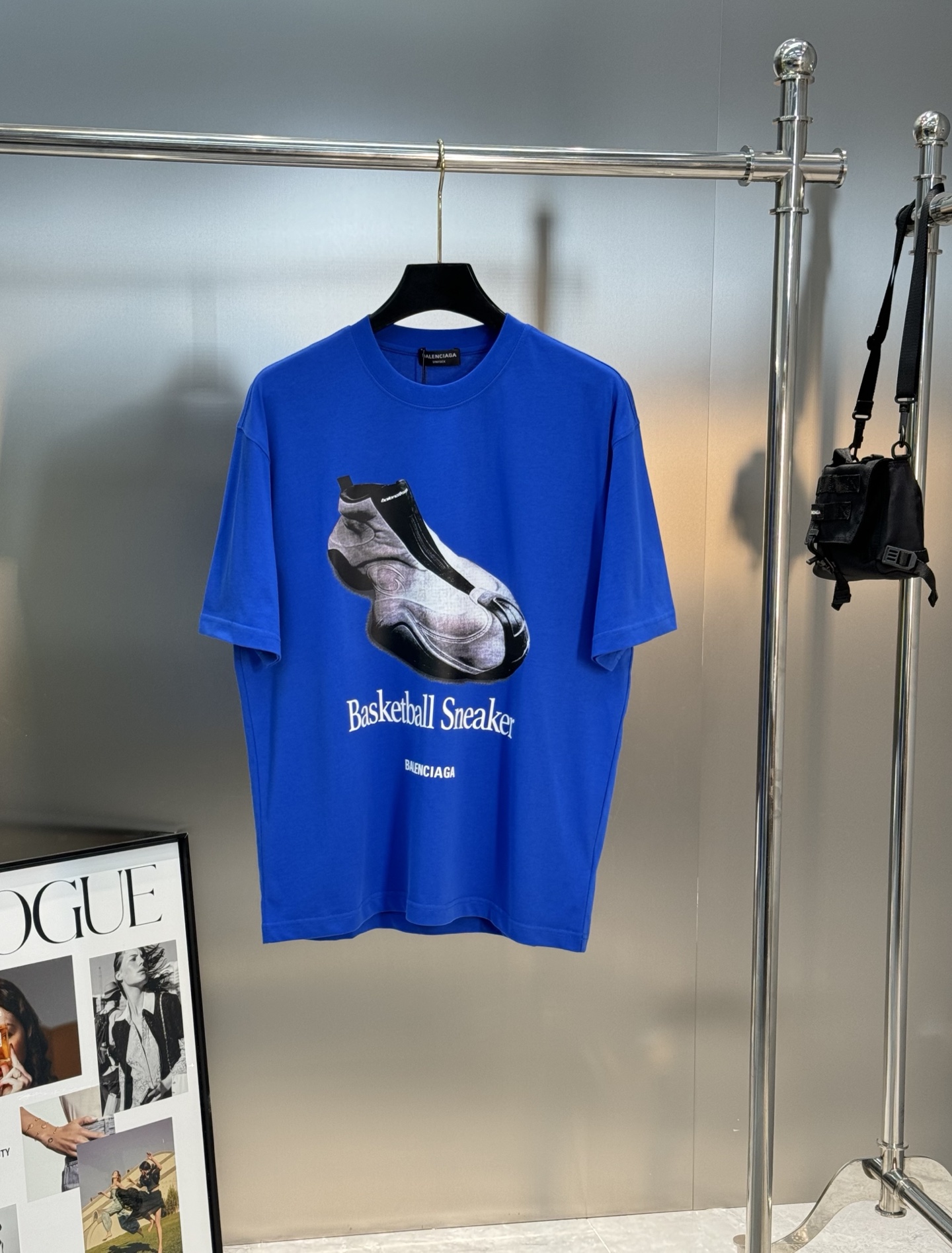 。🌾 Balenciag*巴黎世家新款潮牌老爹T恤.男女同款❤️os版型真的很迷人.丝光棉品牌图形字母烫